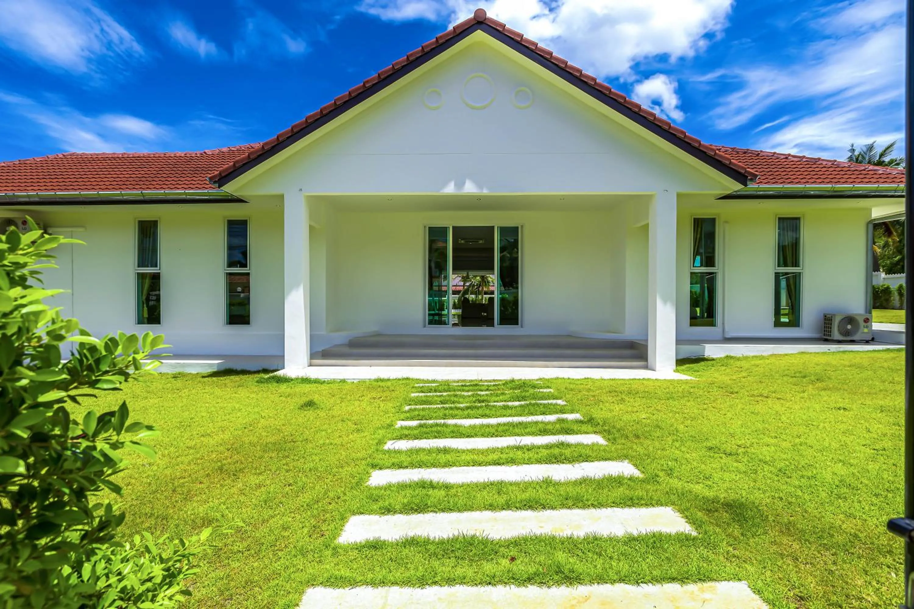 Amazing Private 6 Bedroom Pool Villa ED60