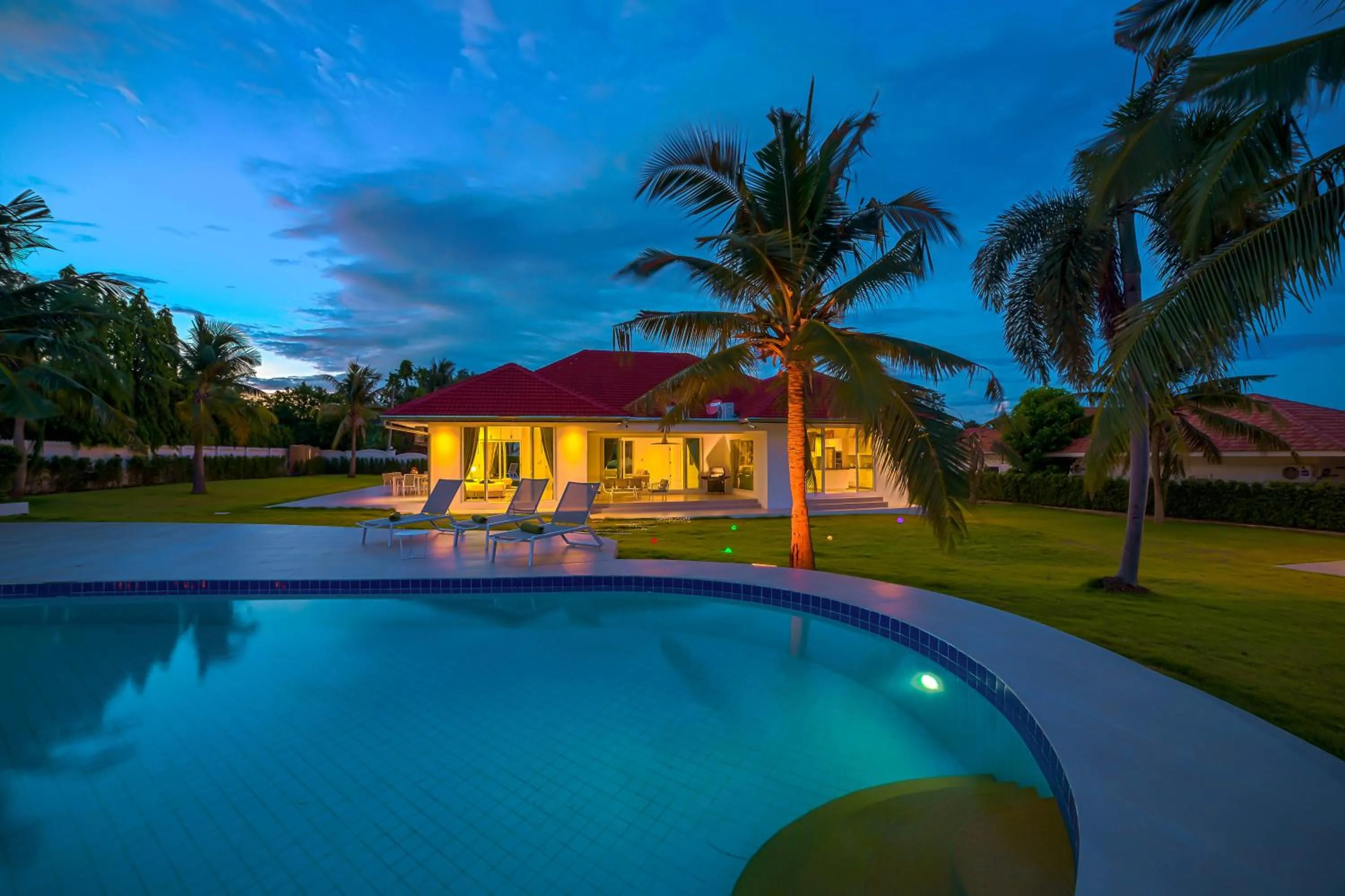 Amazing Private 6 Bedroom Pool Villa ED60