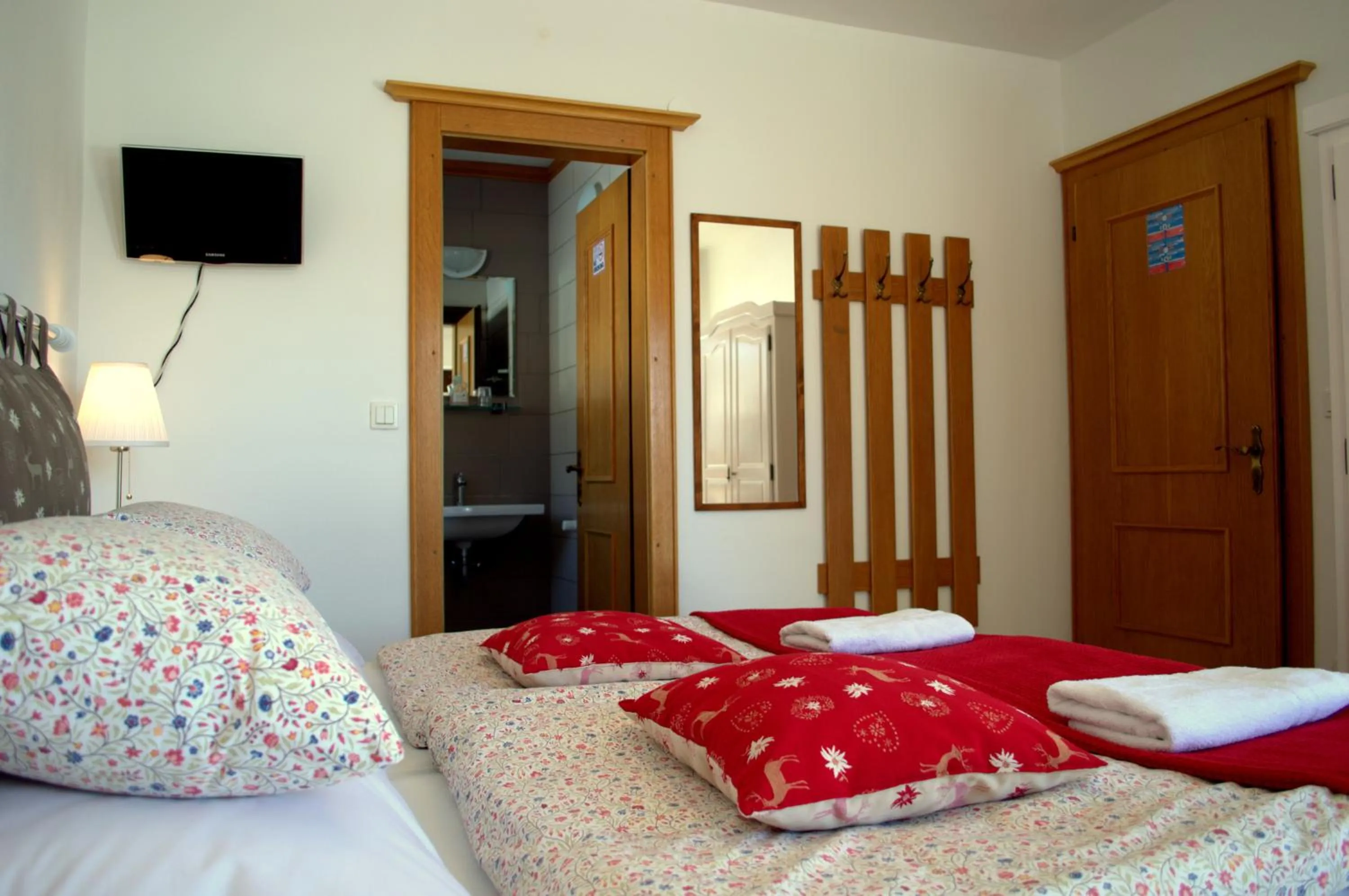 Bathroom, Bed in Haus Susanne