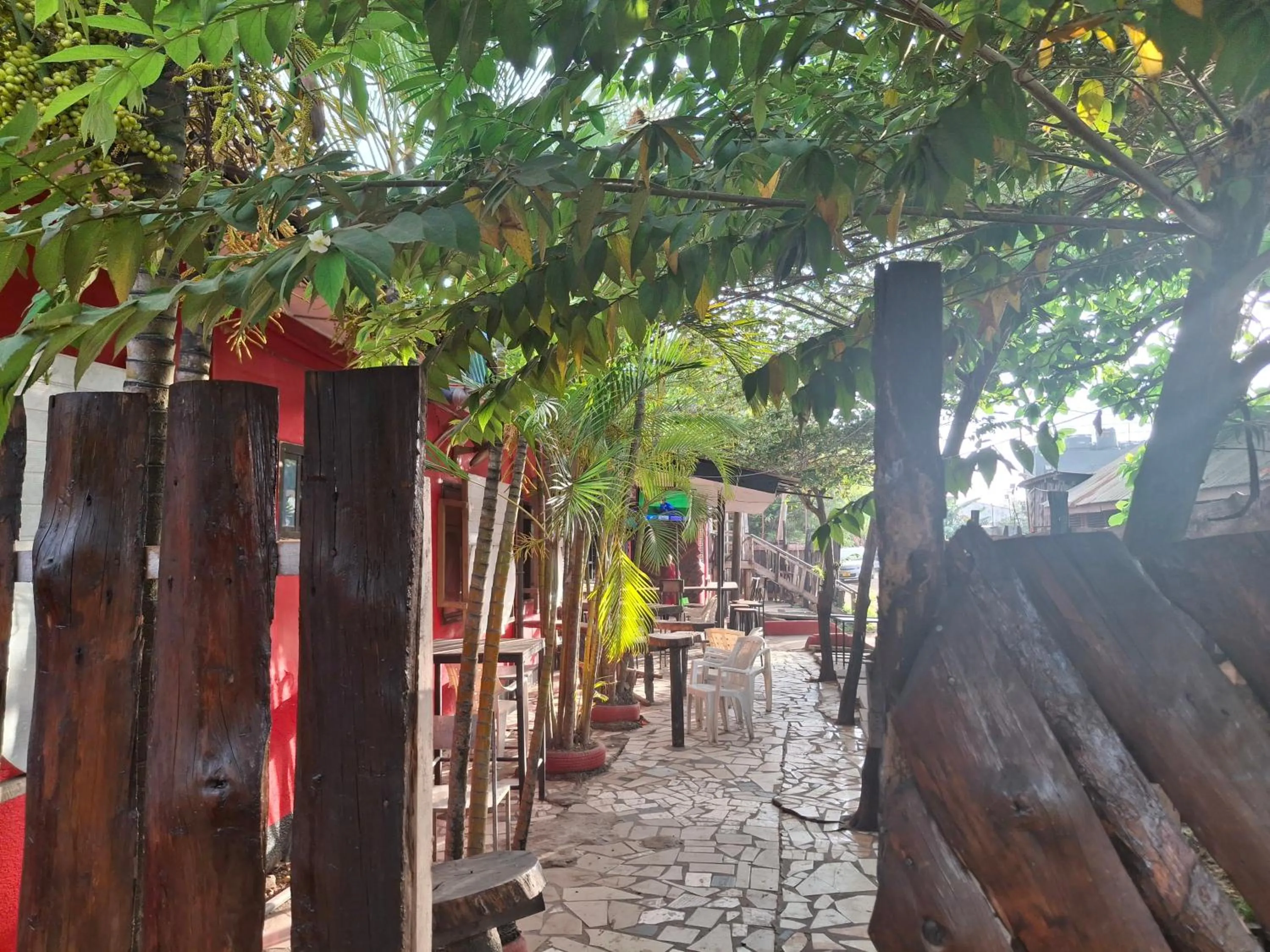 Kicec bar and guest house airport