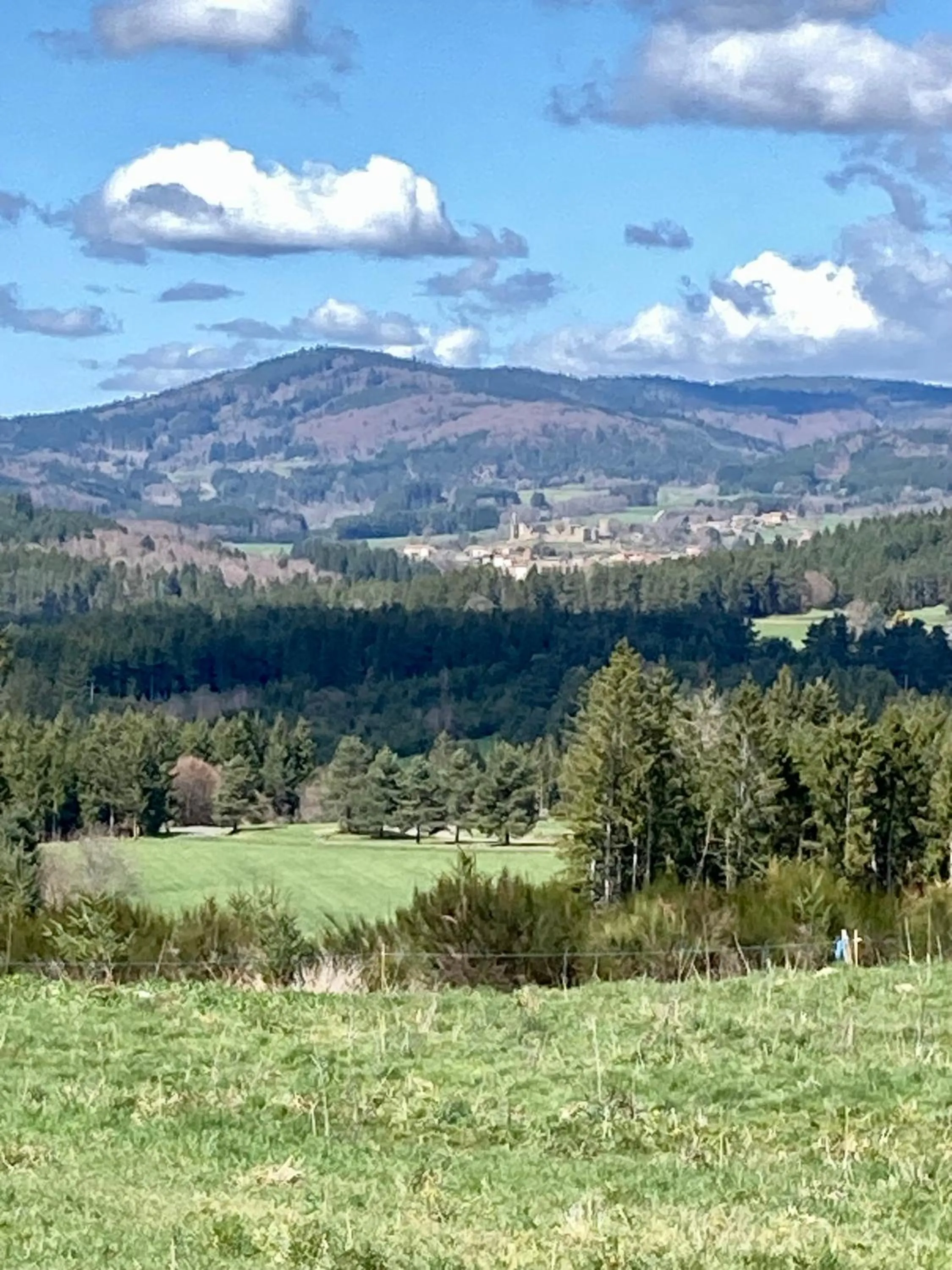 Spring in Moulin des Comtes - Chambre les Rochers