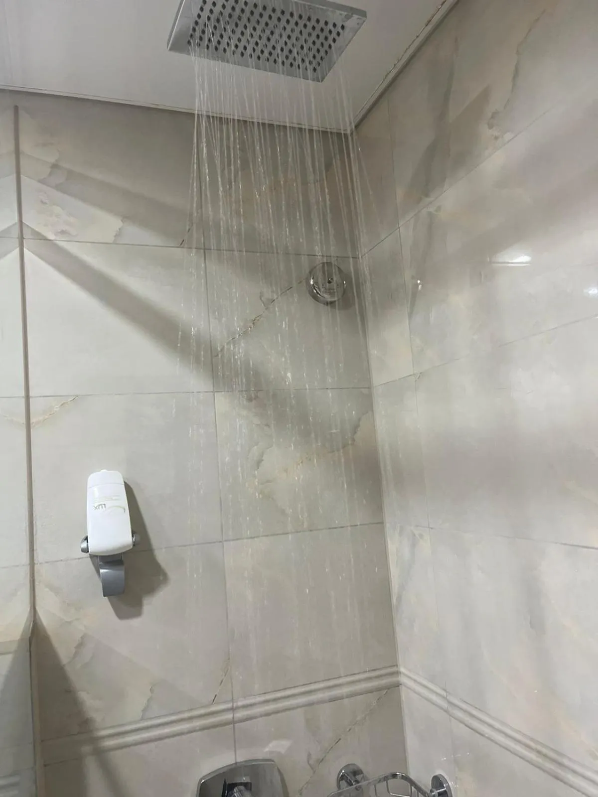 Shower in Manarat Gaza Hotel - Al Haram Tower