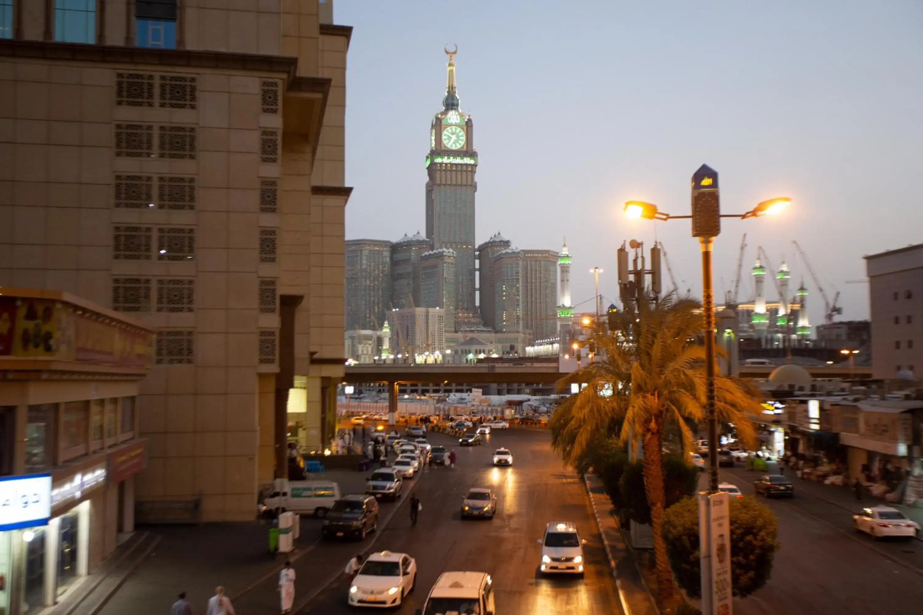 Quadruple Room in Manarat Gaza Hotel - Al Haram Tower Quadruple Room in Manarat Gaza Hotel - Al Haram Tower