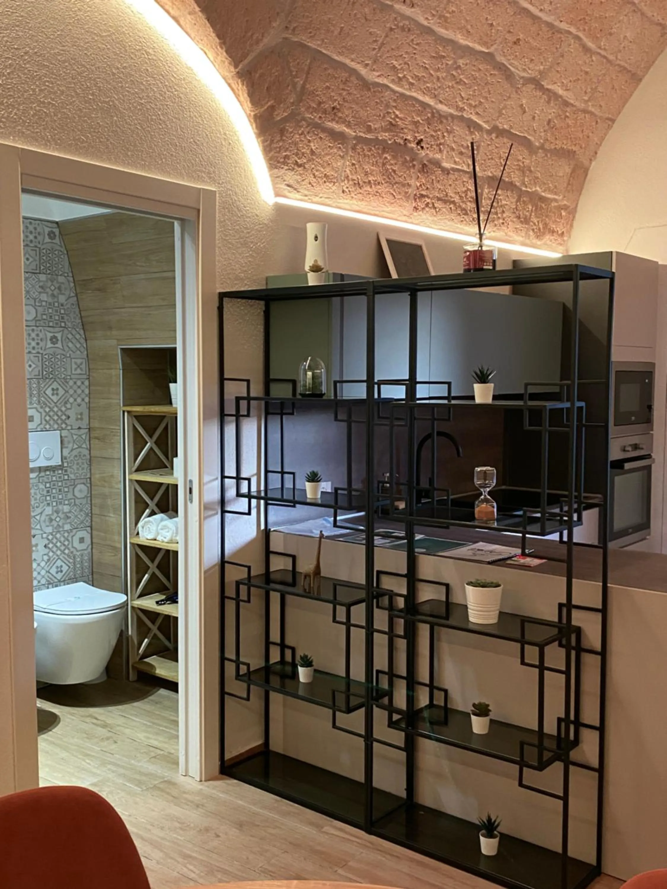 Bathroom, Bed in Il Melograno - Suite Deluxe