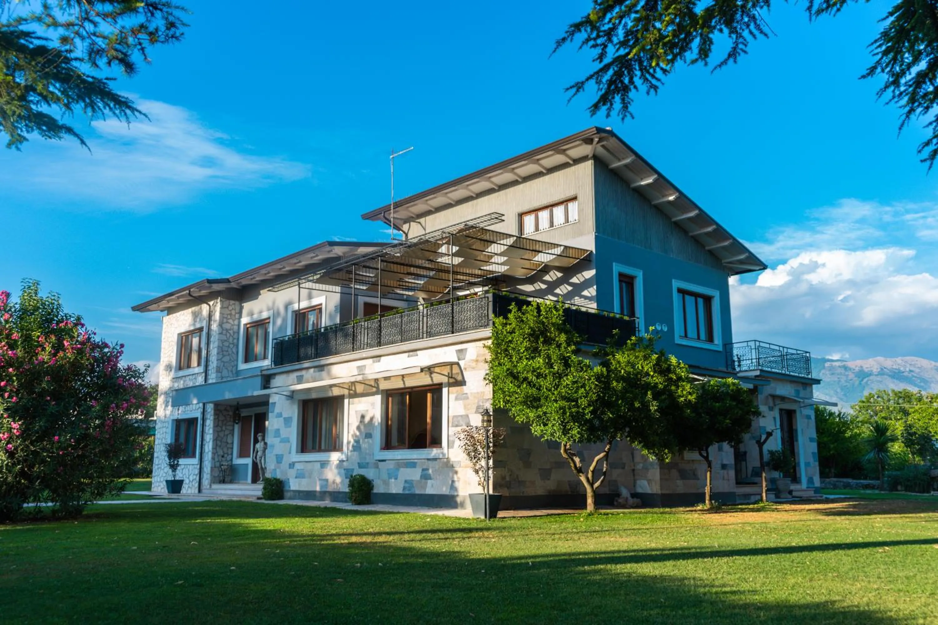 Property building in B&B L'EDEN