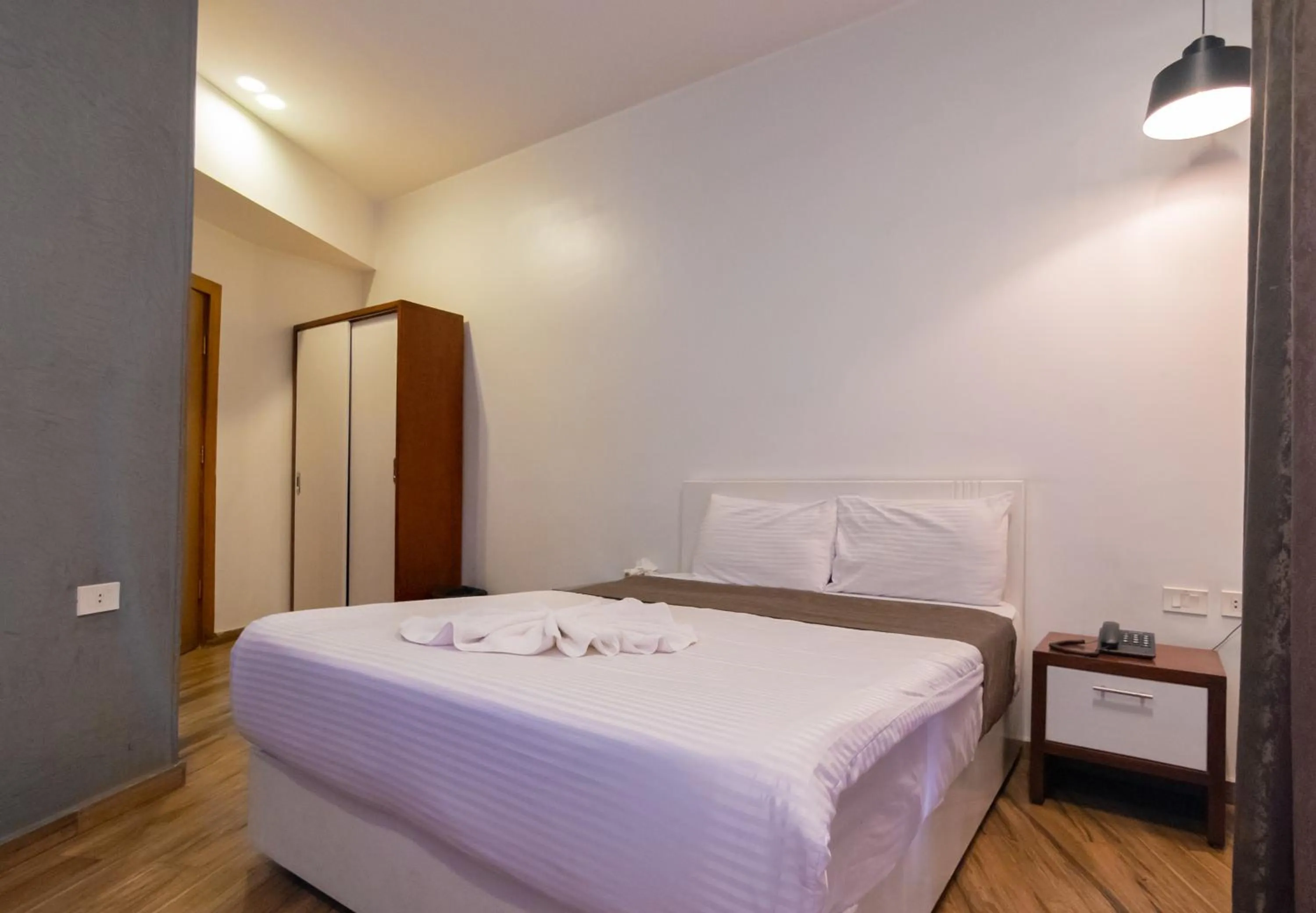 Bedroom, Bed in Museum Plaza