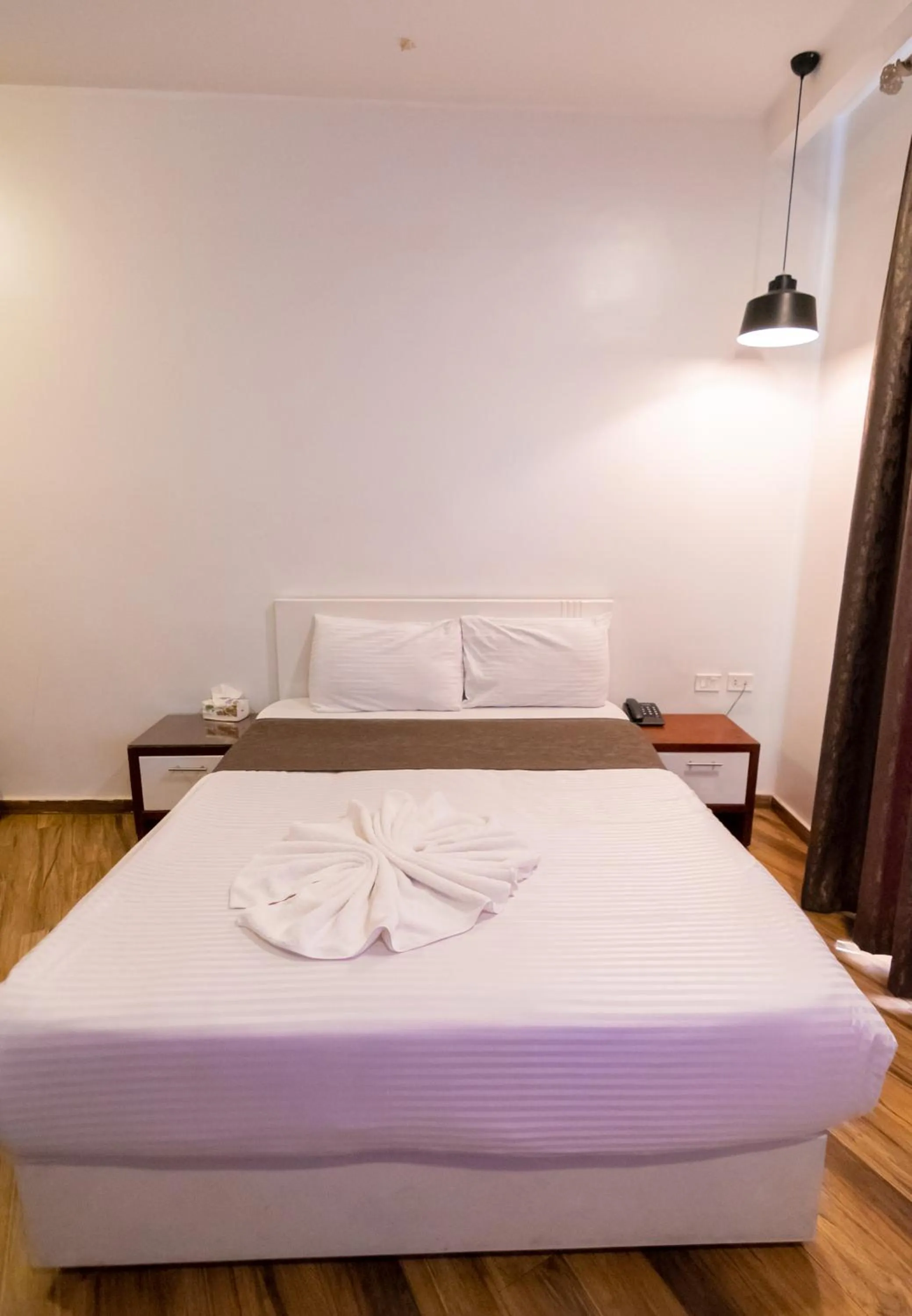 Bedroom, Bed in Museum Plaza