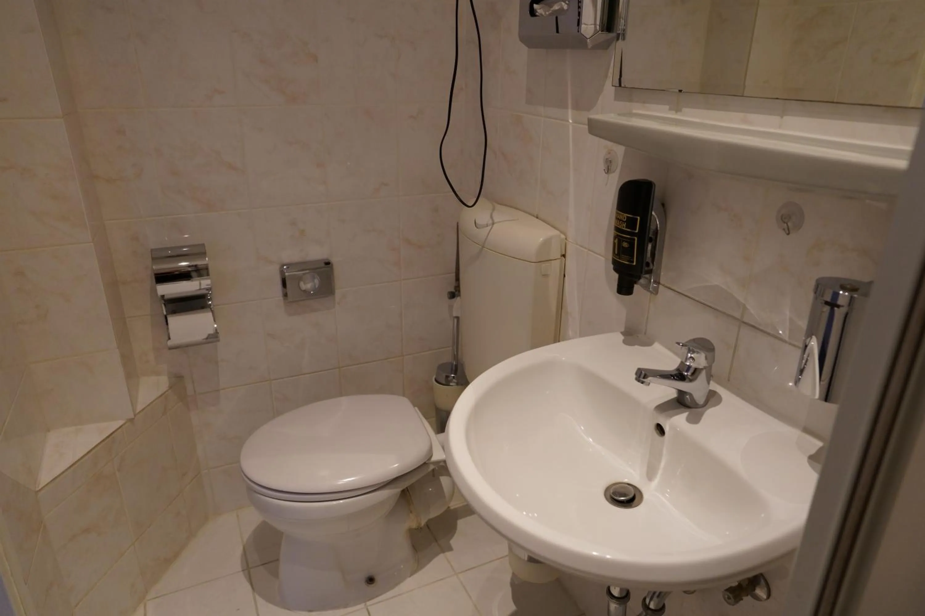 Bathroom in Hotel Xantener Eck