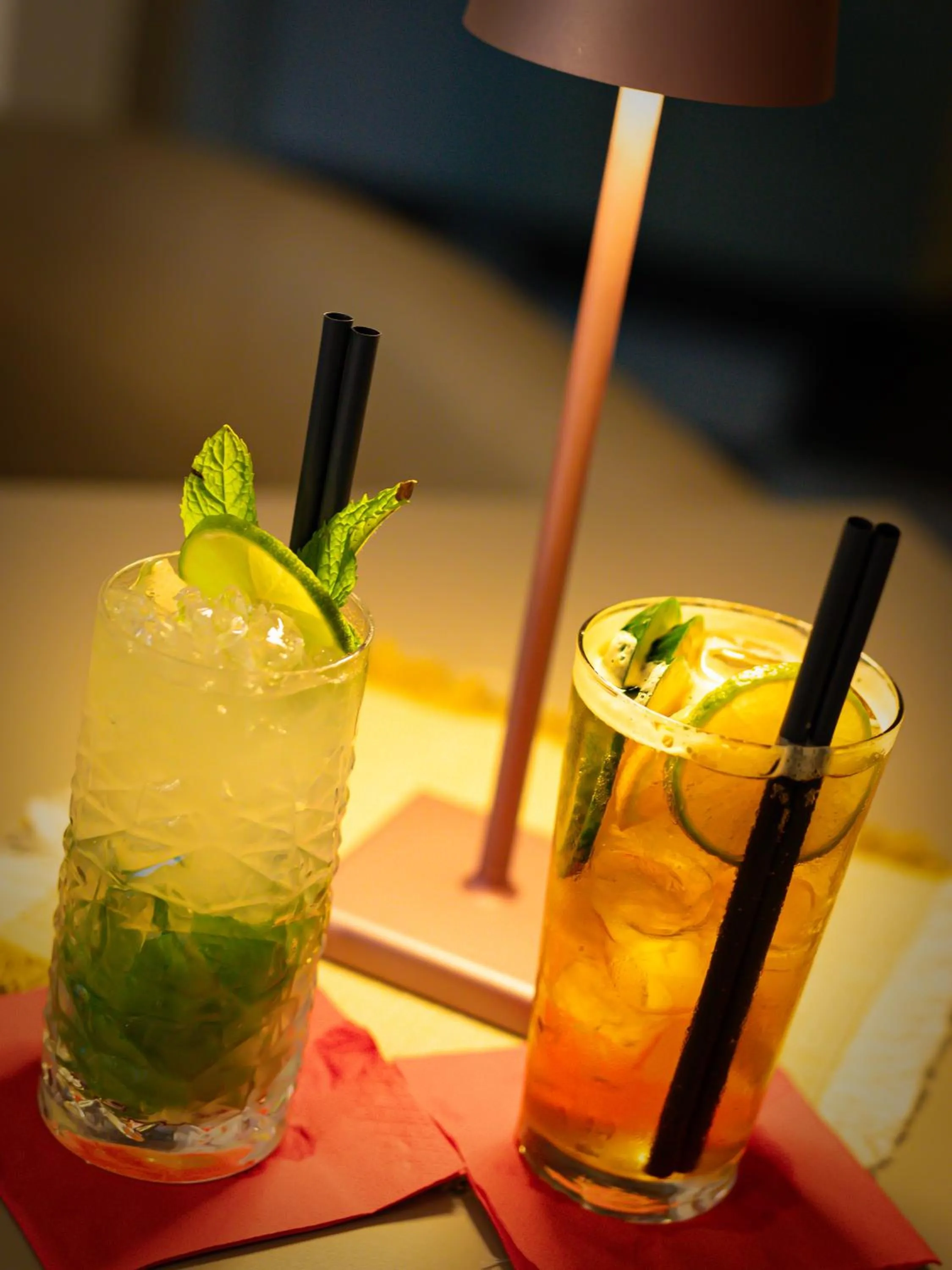 Lounge or bar in Wind Hotel