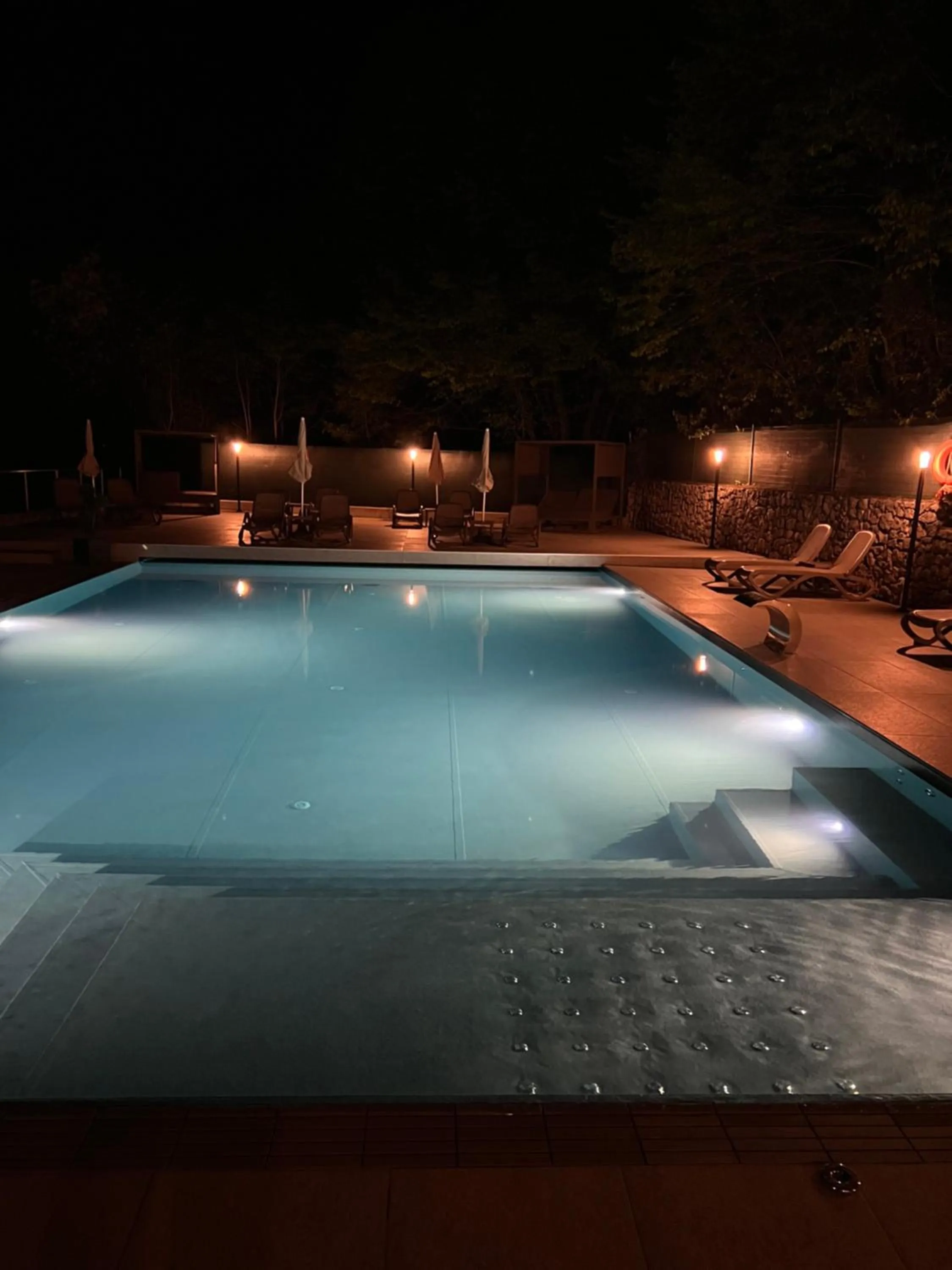 Swimming pool in Wind Hotel