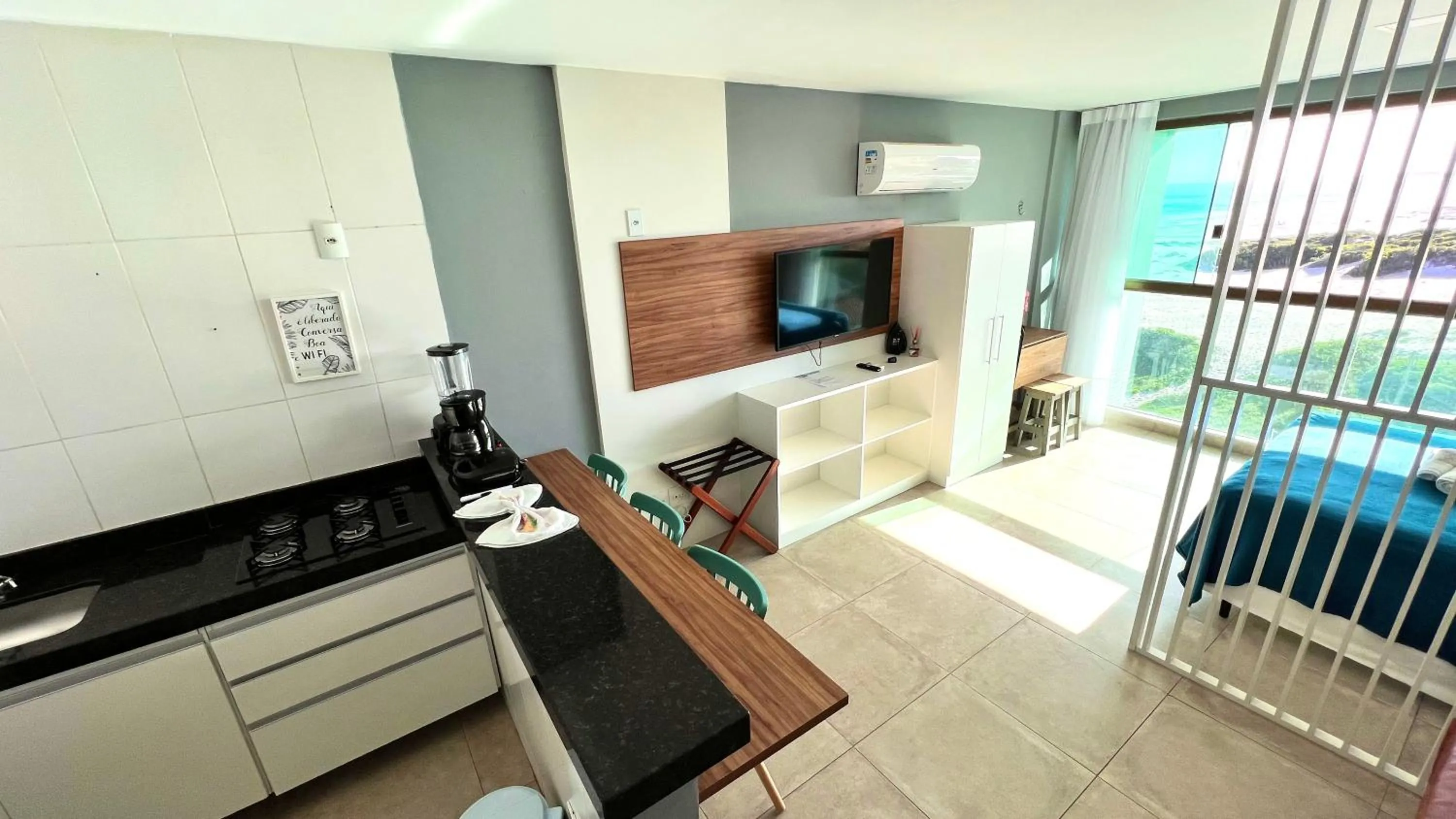 TV and multimedia in LOFT PRAIA GRANDE Vista Mar