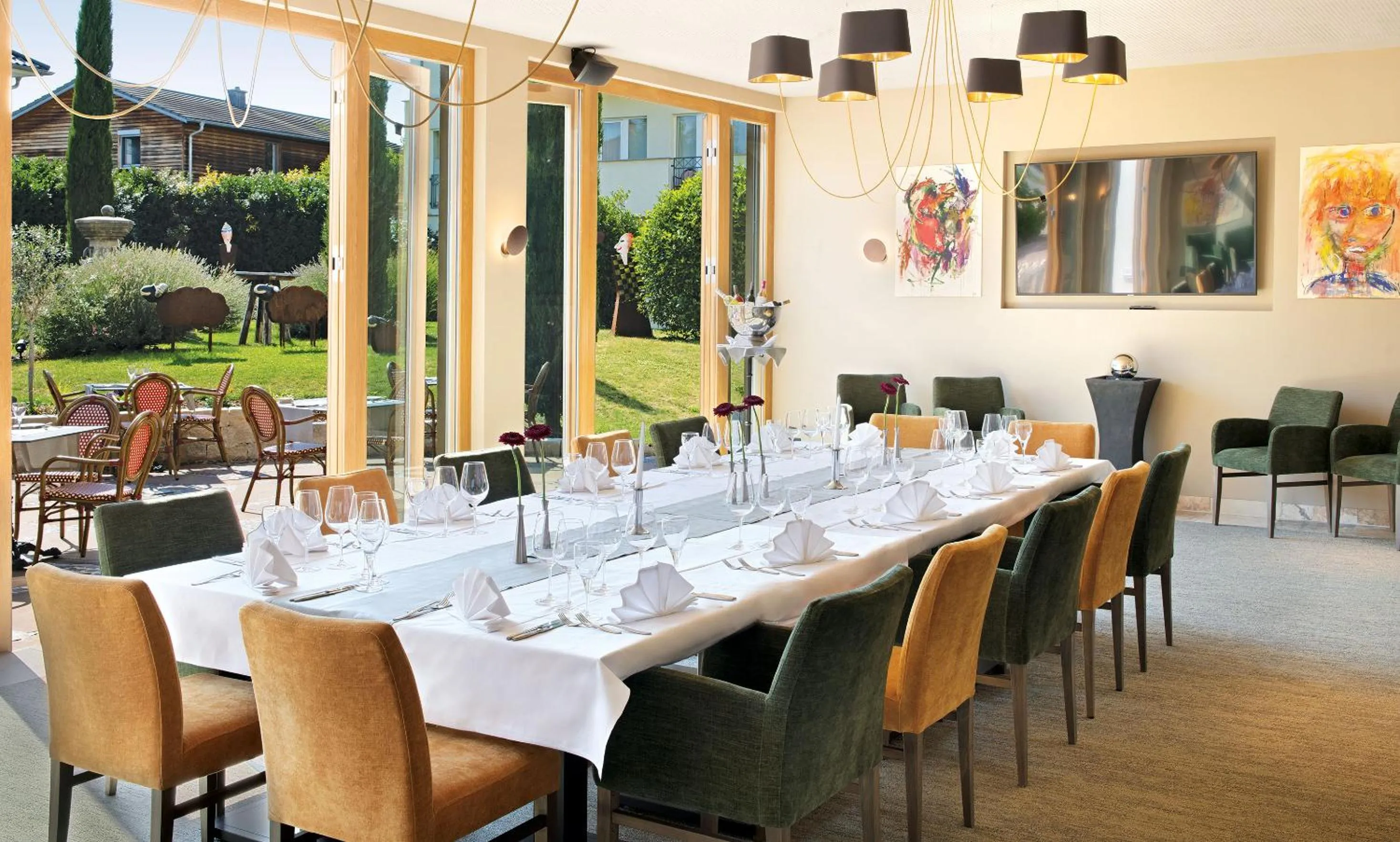 Restaurant/places to eat in Hotel Villa Medici