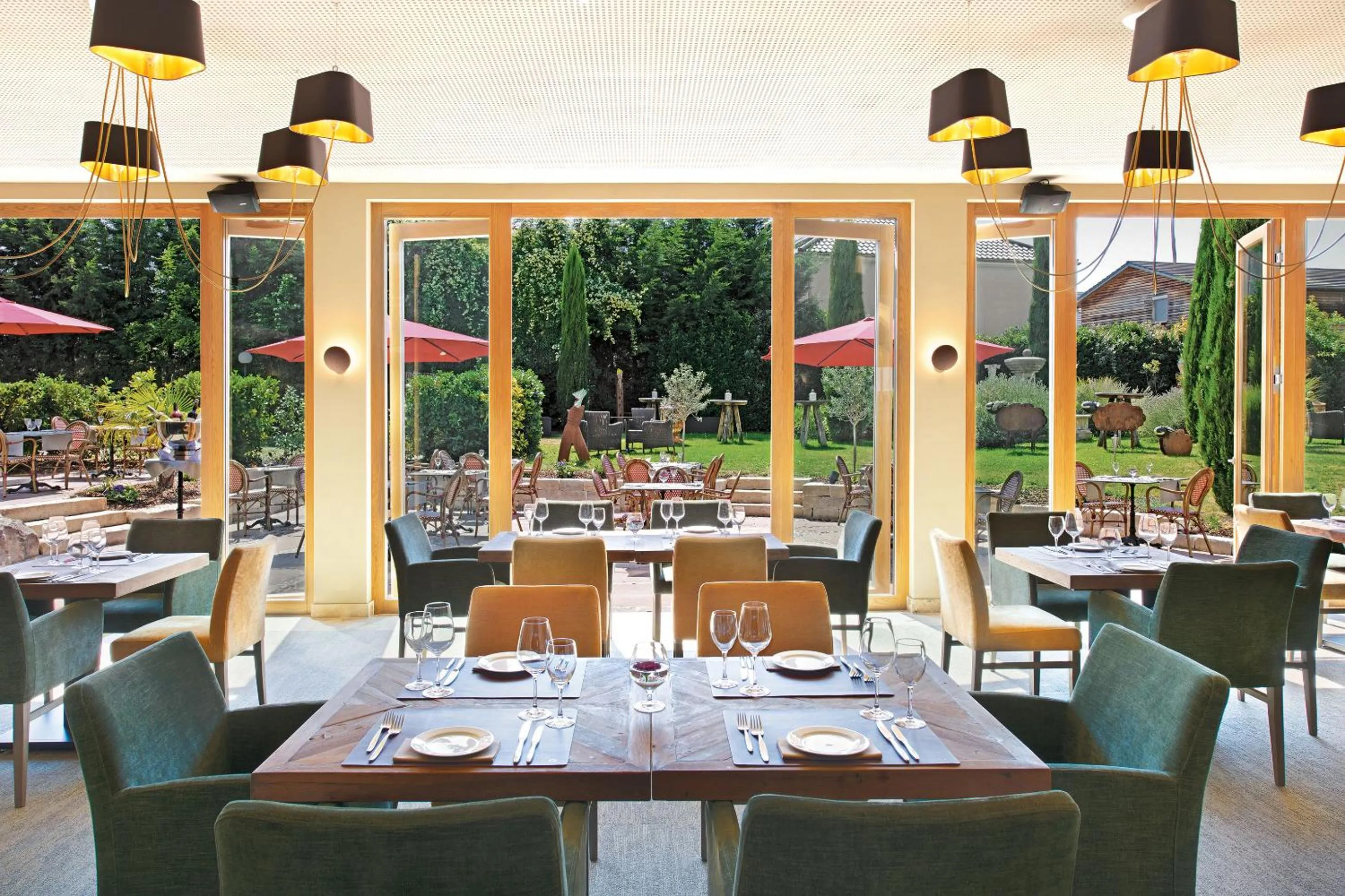 Restaurant/places to eat in Hotel Villa Medici