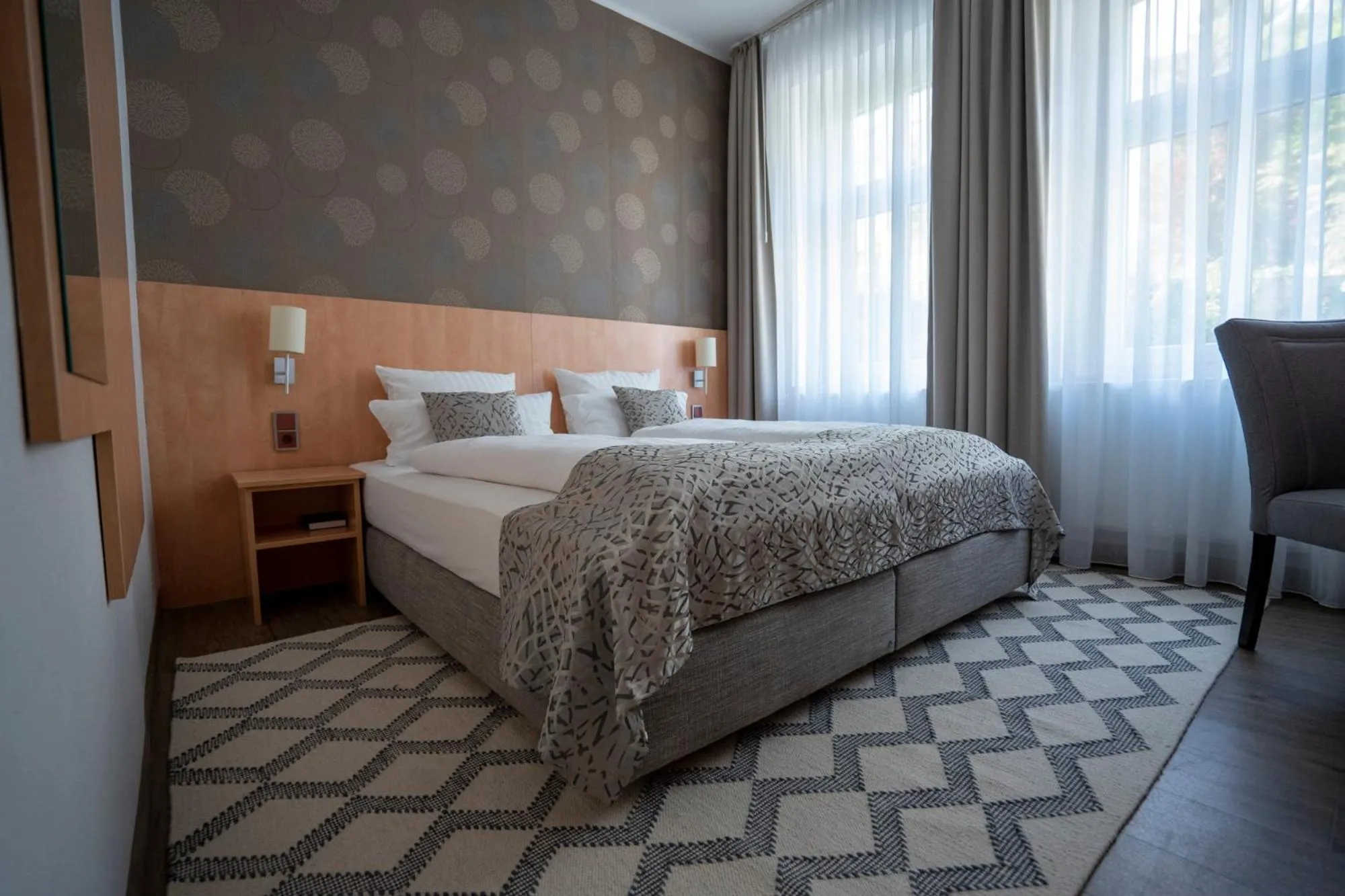 Bed in Hotel Stadt Lüdenscheid