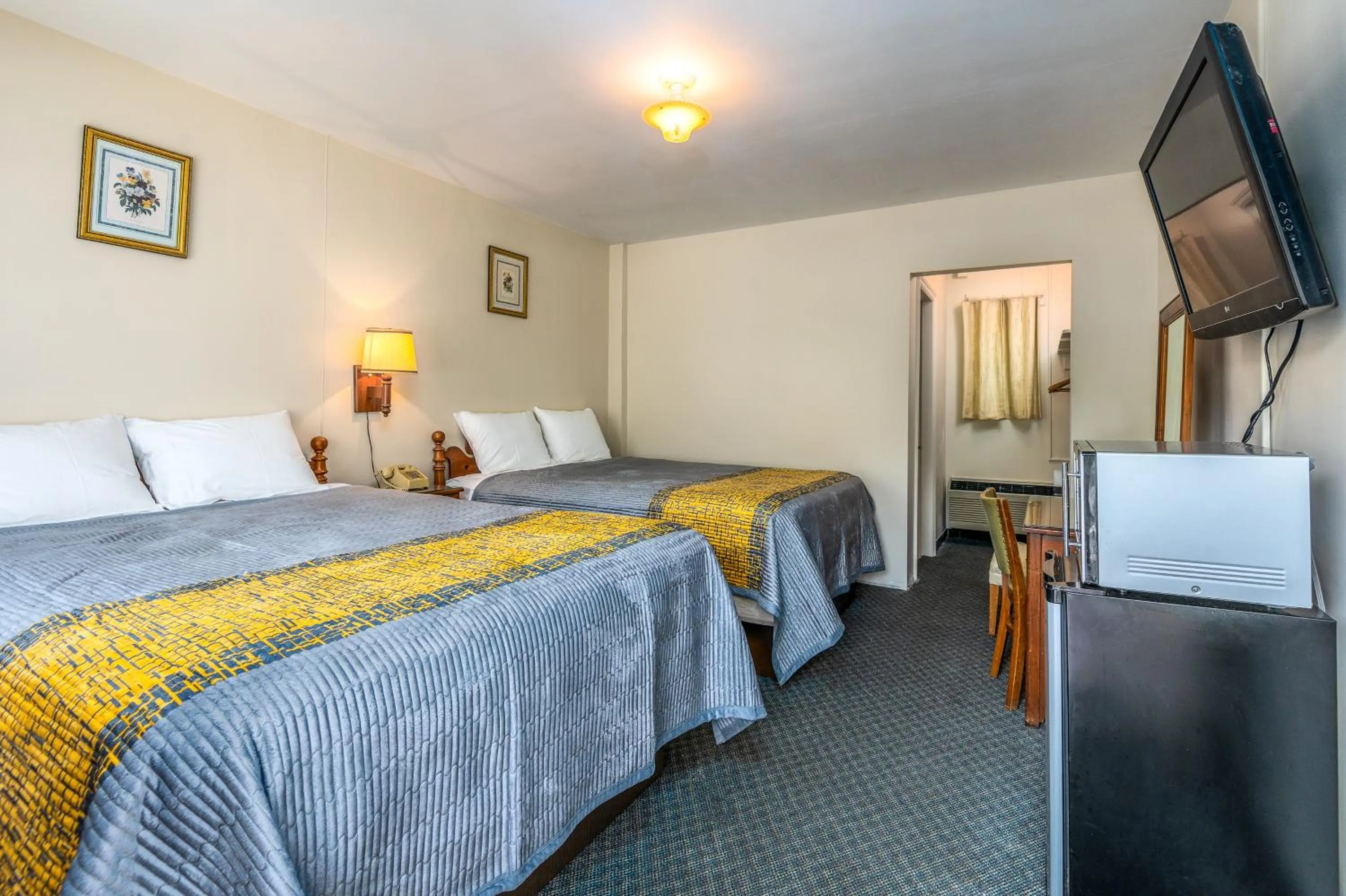 Parkway Inn