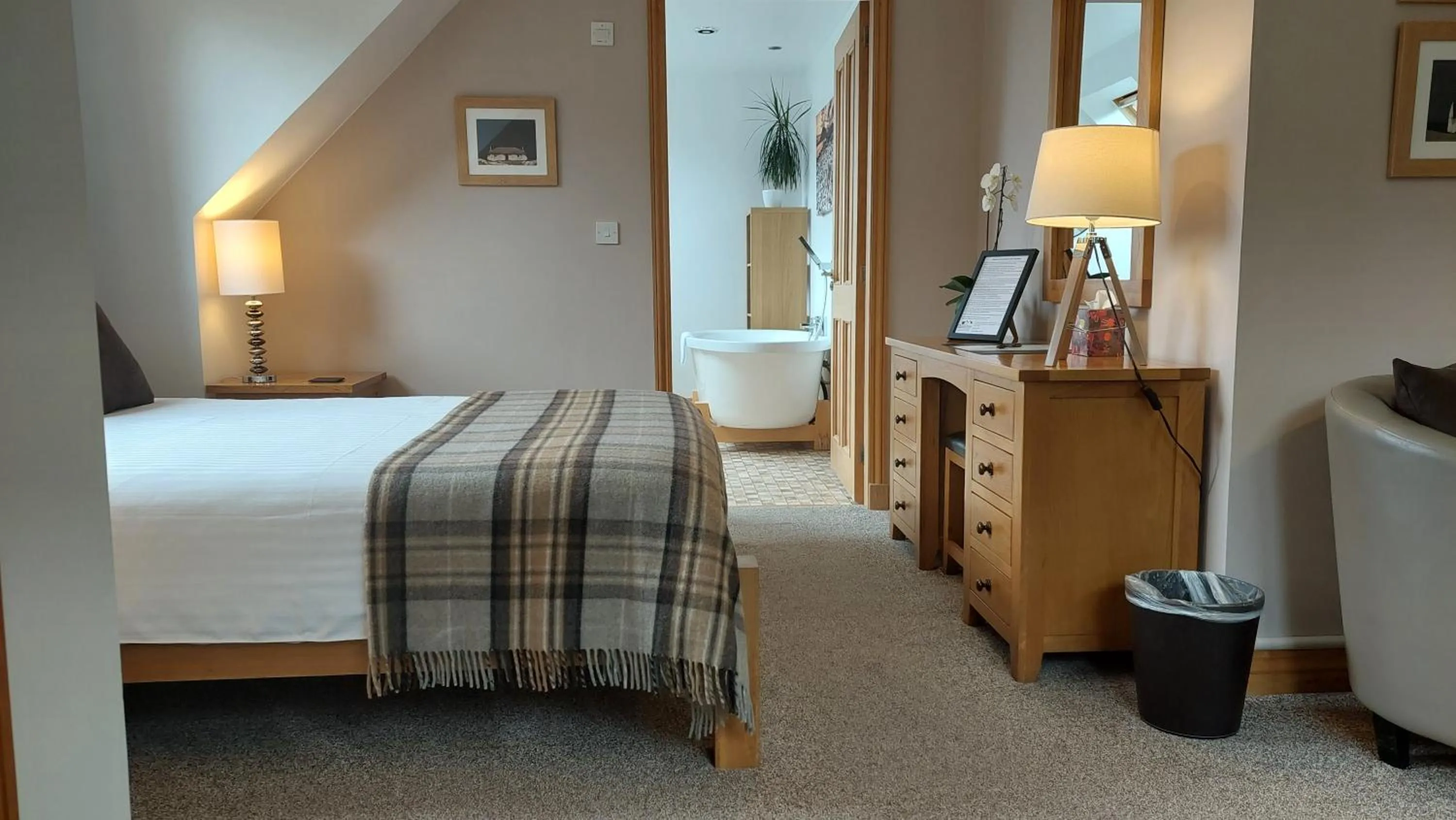 Bed in Orchard House Bed and Breakfast