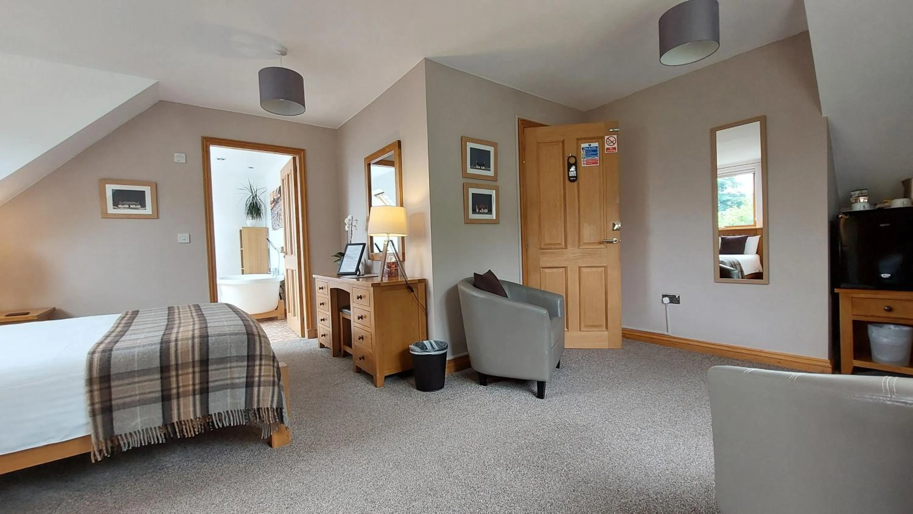 Bed in Orchard House Bed and Breakfast