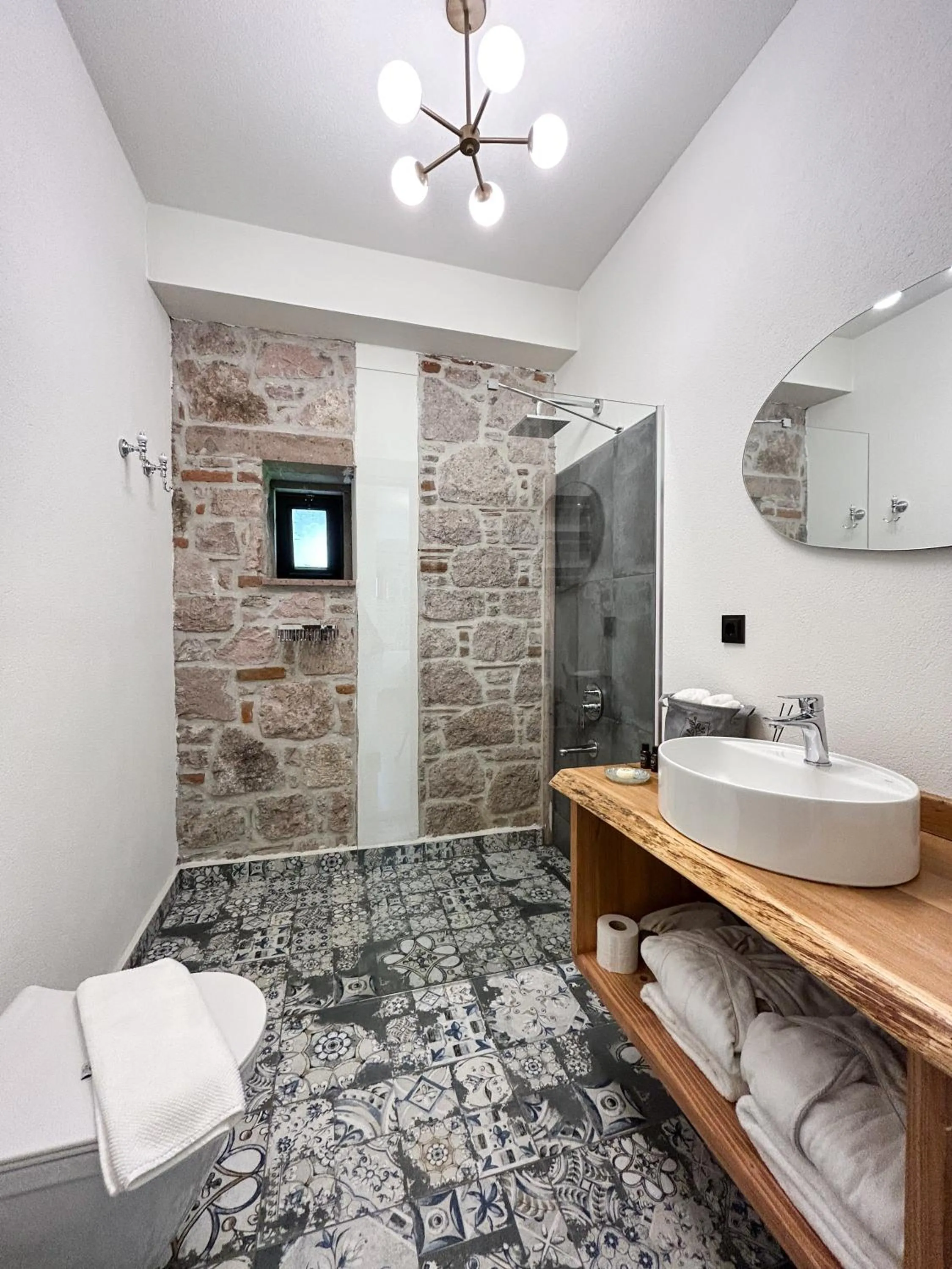 Shower in Marlo Ayvalık 12 Plus Adult Only