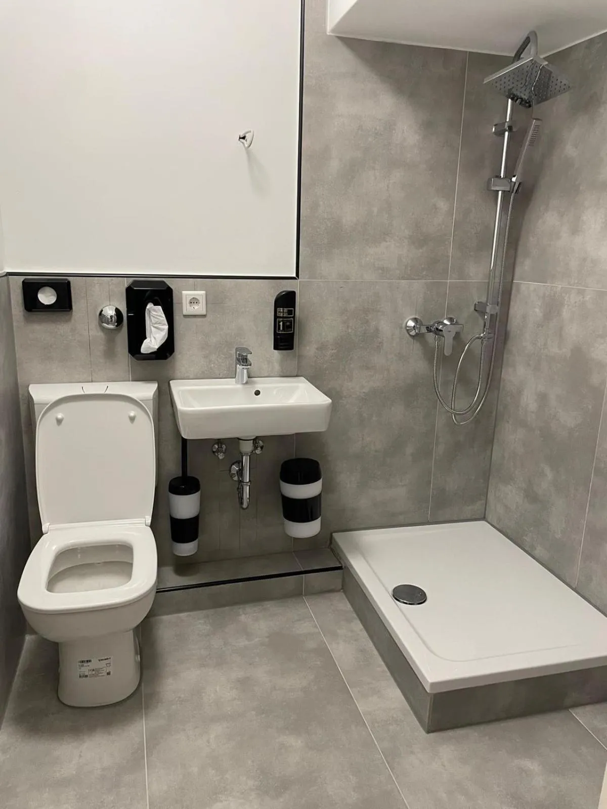 Shower in Haven Hotel - Wuppertal