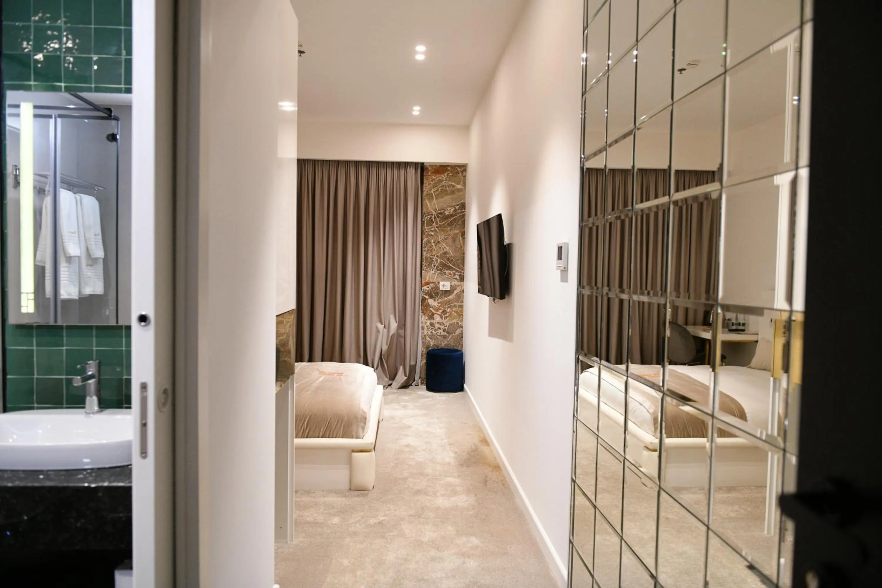 Bed in Habitat Hotel Tirana