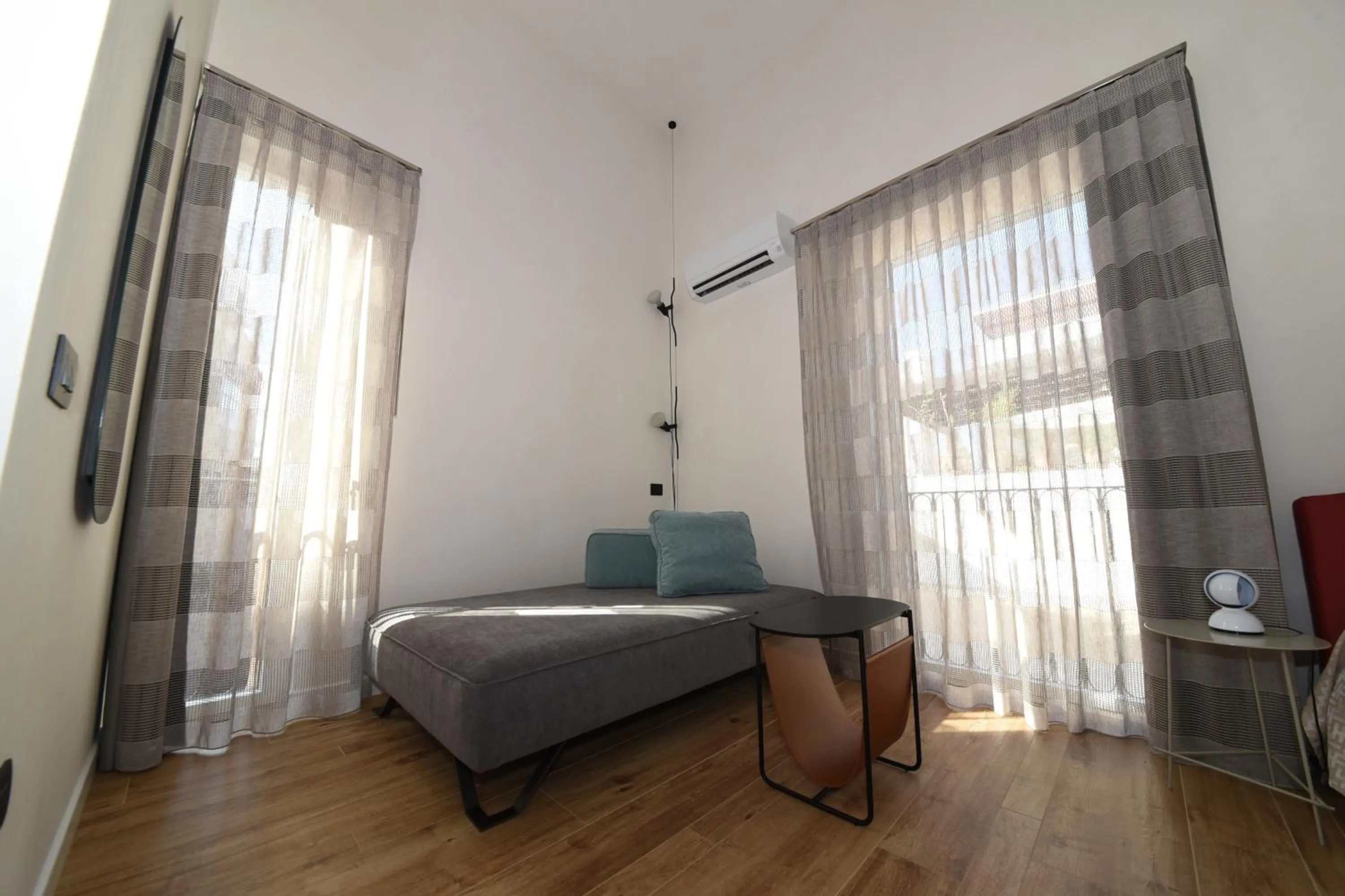 hair dresser, Bed in MY HOUSE LUXURY HOME