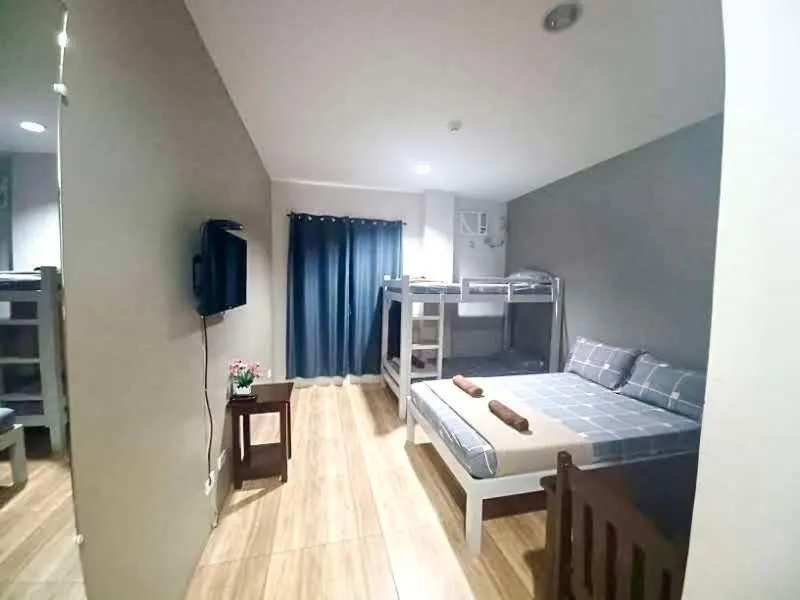 Bedroom, Bed in 2020 Travelers Inn