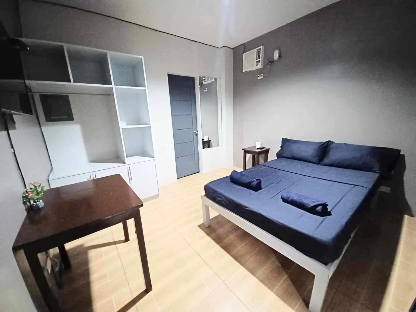 Bedroom, Bed in 2020 Travelers Inn