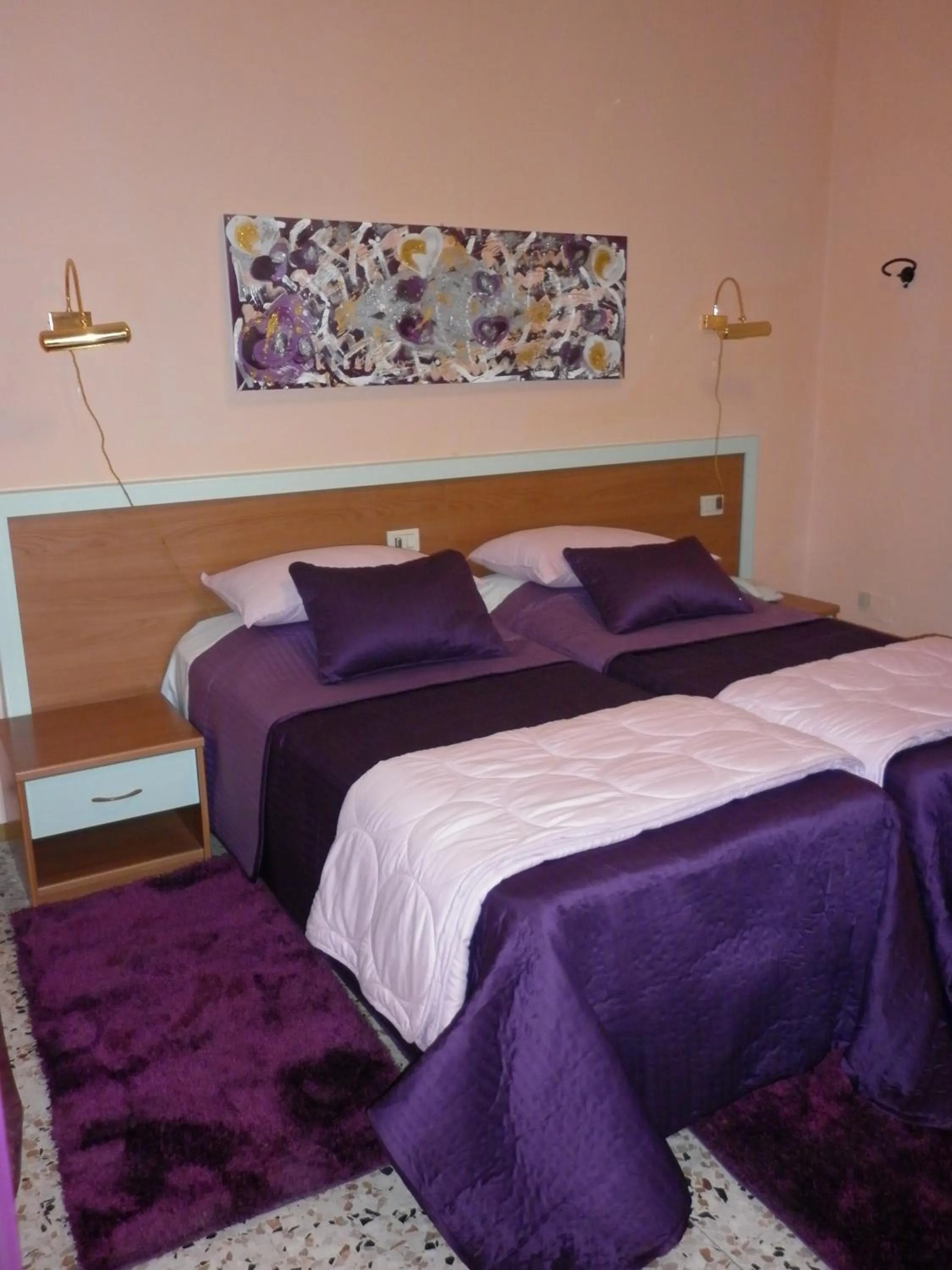 City view, Bed in Hotel San Donnino