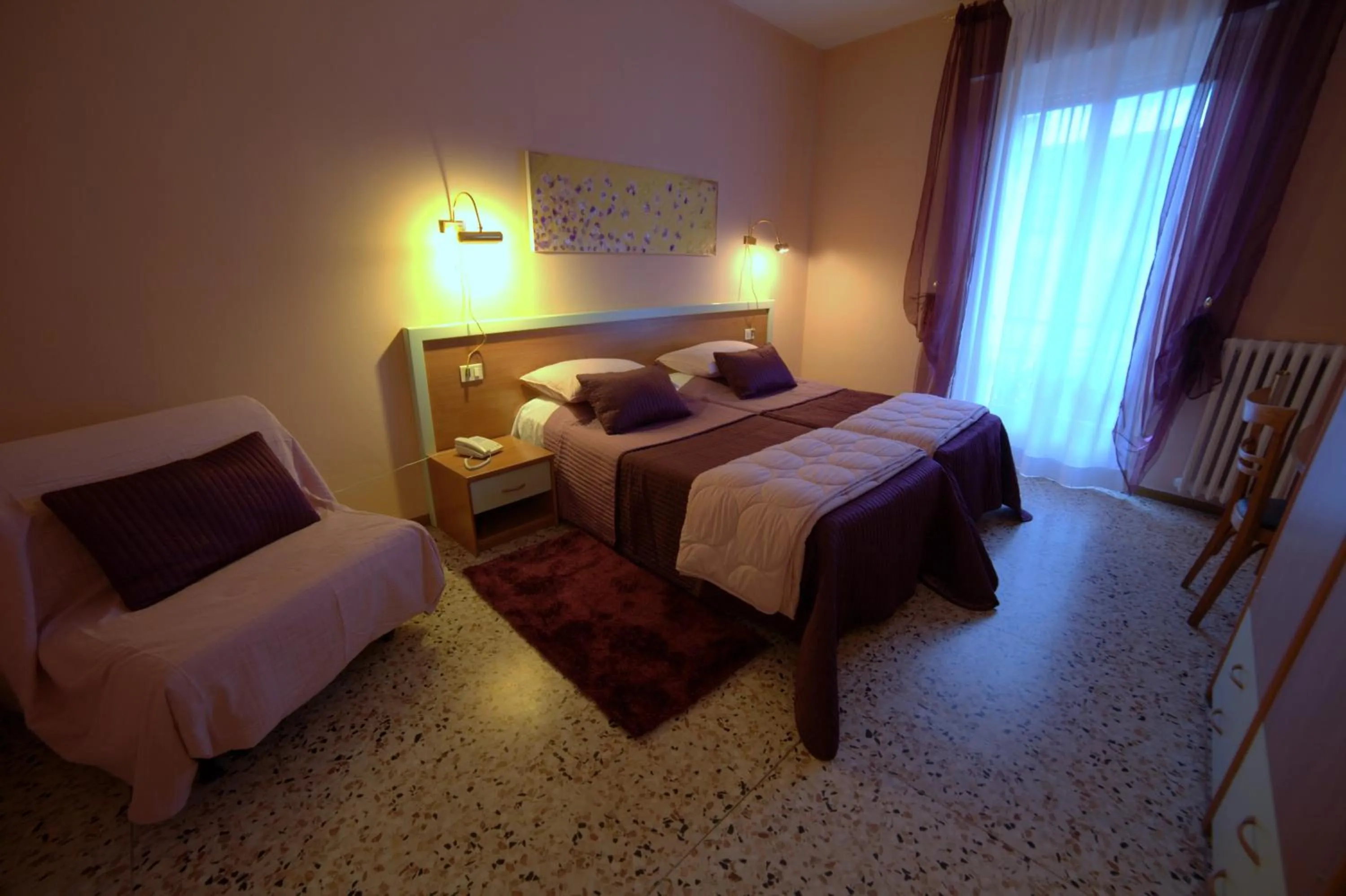Day, Bed in Hotel San Donnino
