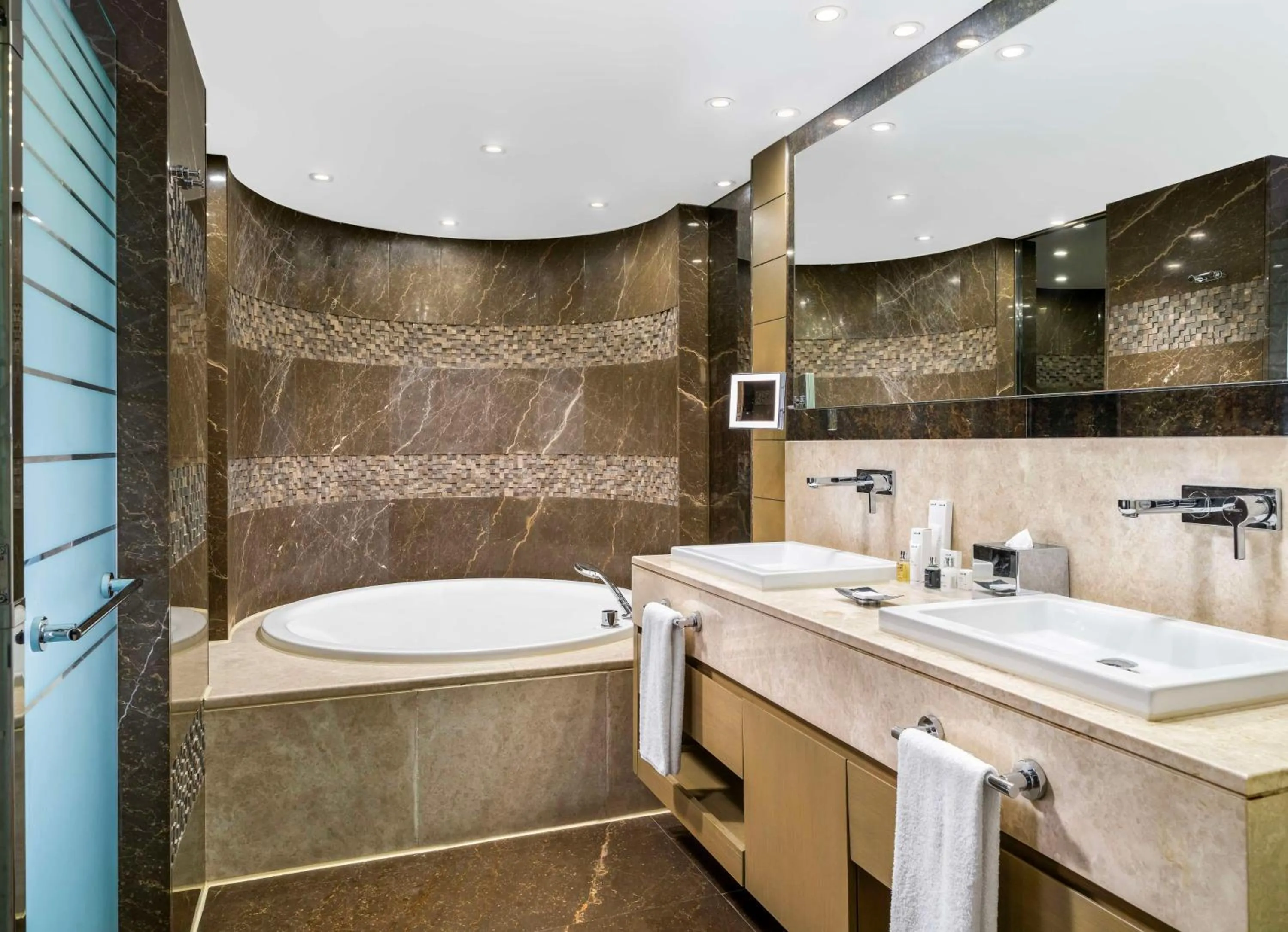 Bathroom in Radisson Blu Hotel, Istanbul Sisli
