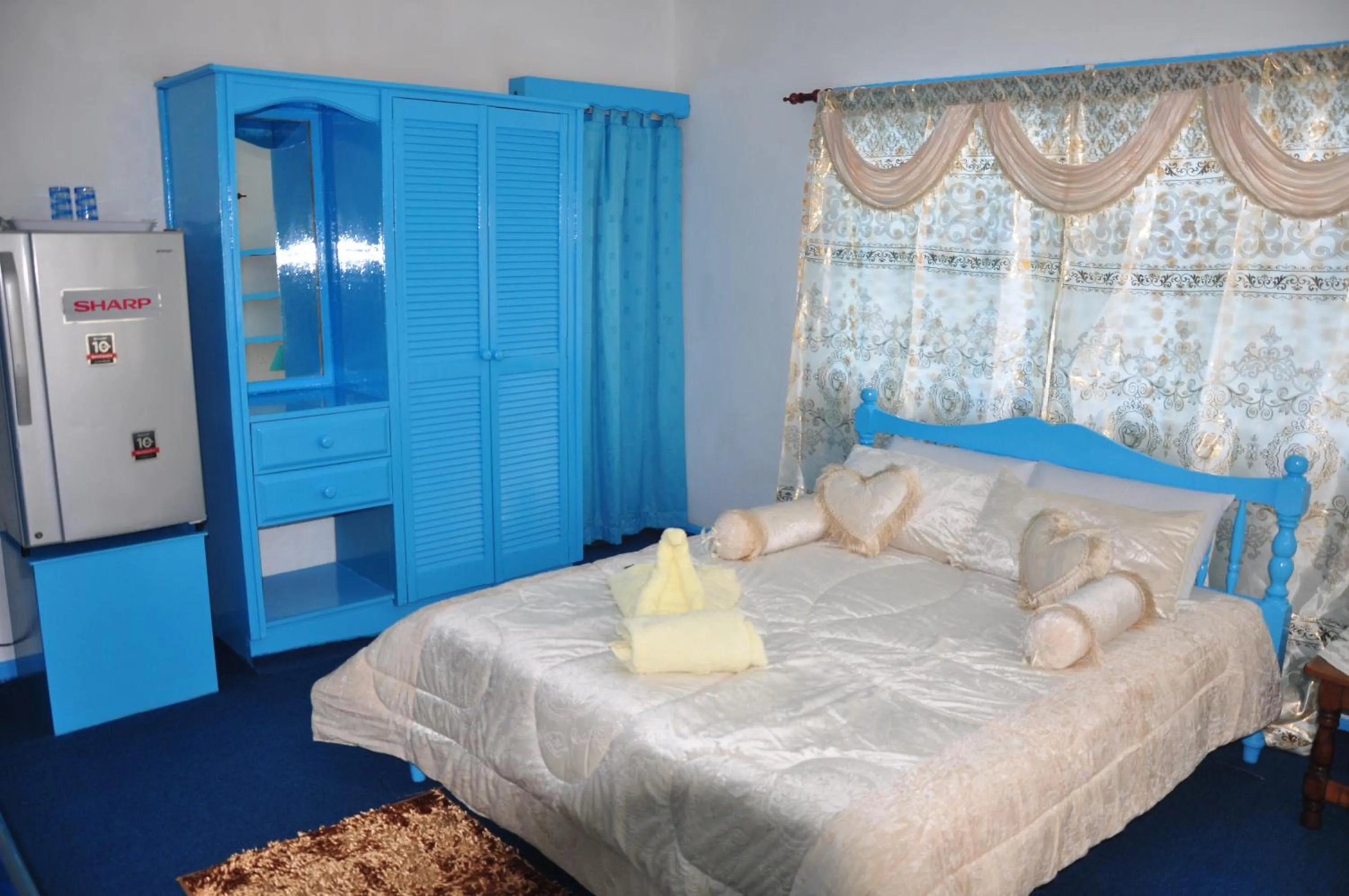 Bed in Le Chateau Bleu