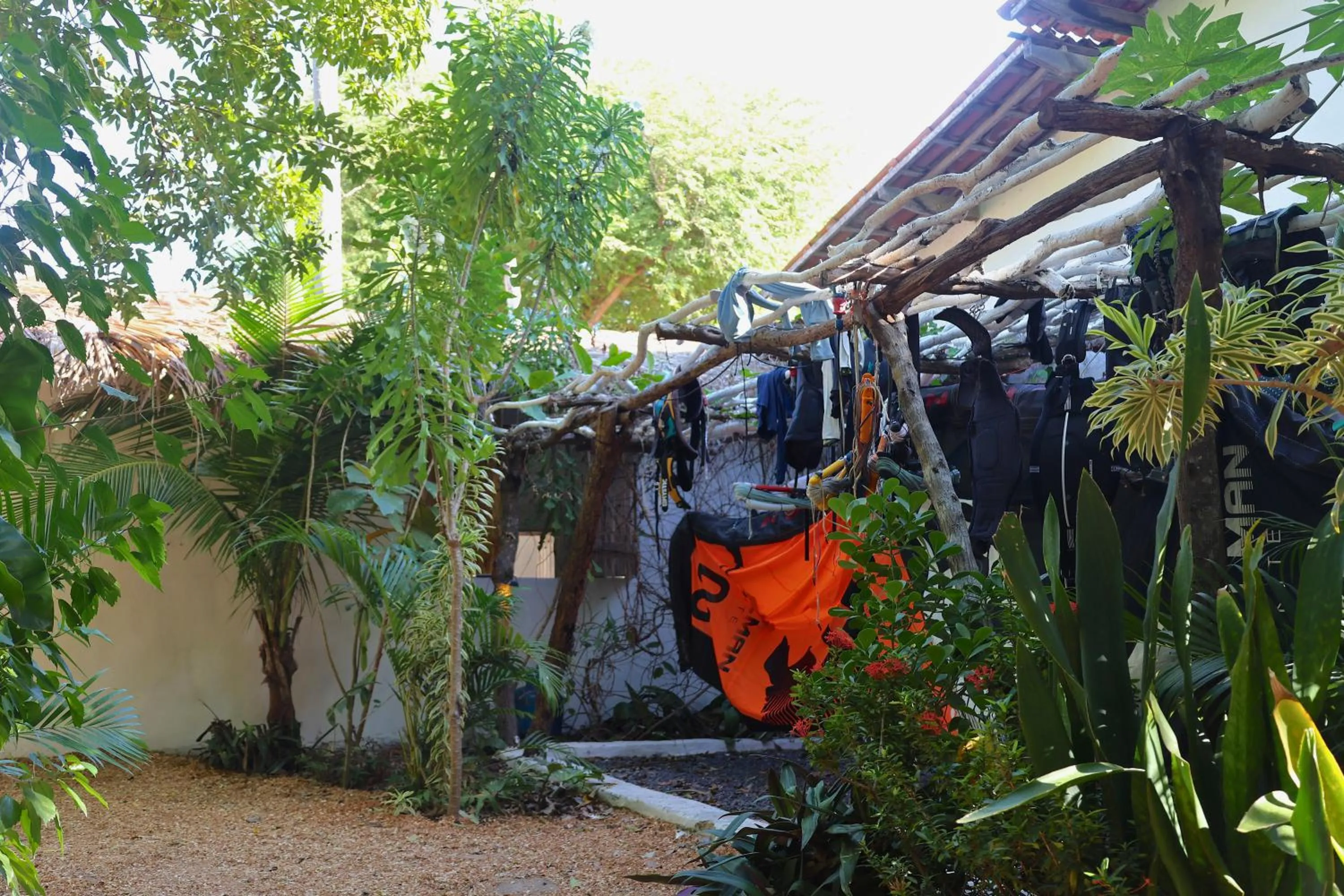 Property building in Bahaka Jeri