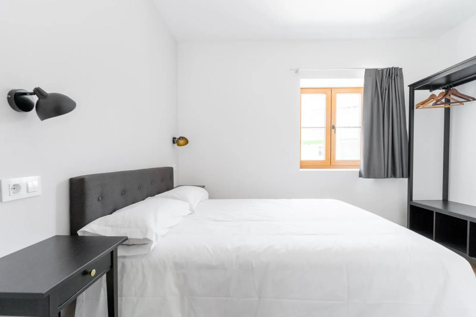 Bed in Jardines Villaverde