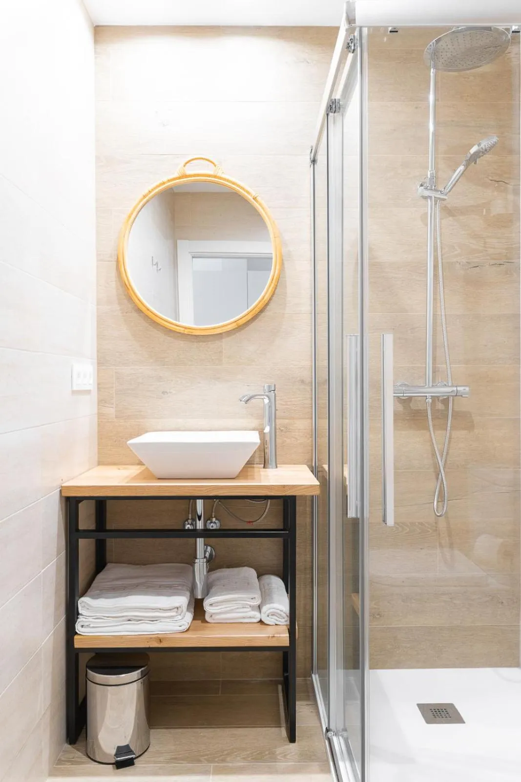 Bathroom in Jardines Villaverde