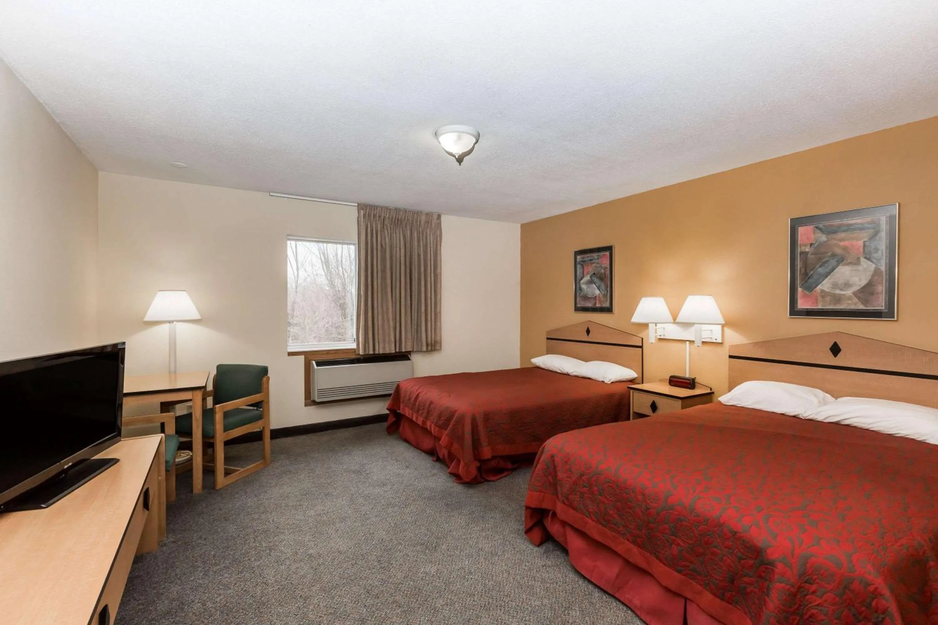Photo of the whole room in Days Inn by Wyndham Atlantic