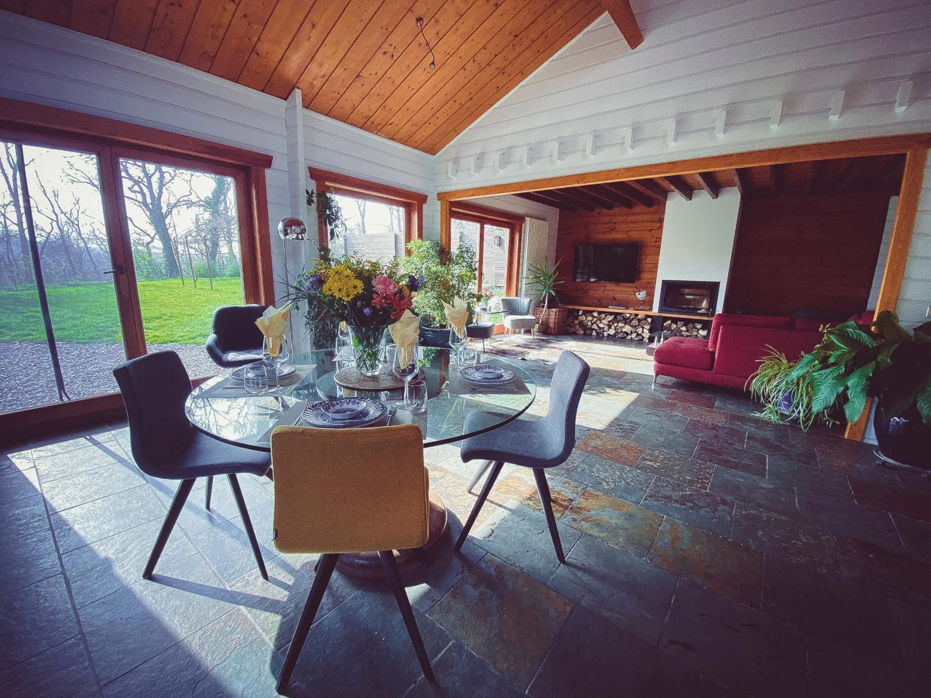 Dining area in Nîdwazô - Ecolodge & Maison d'hôtes