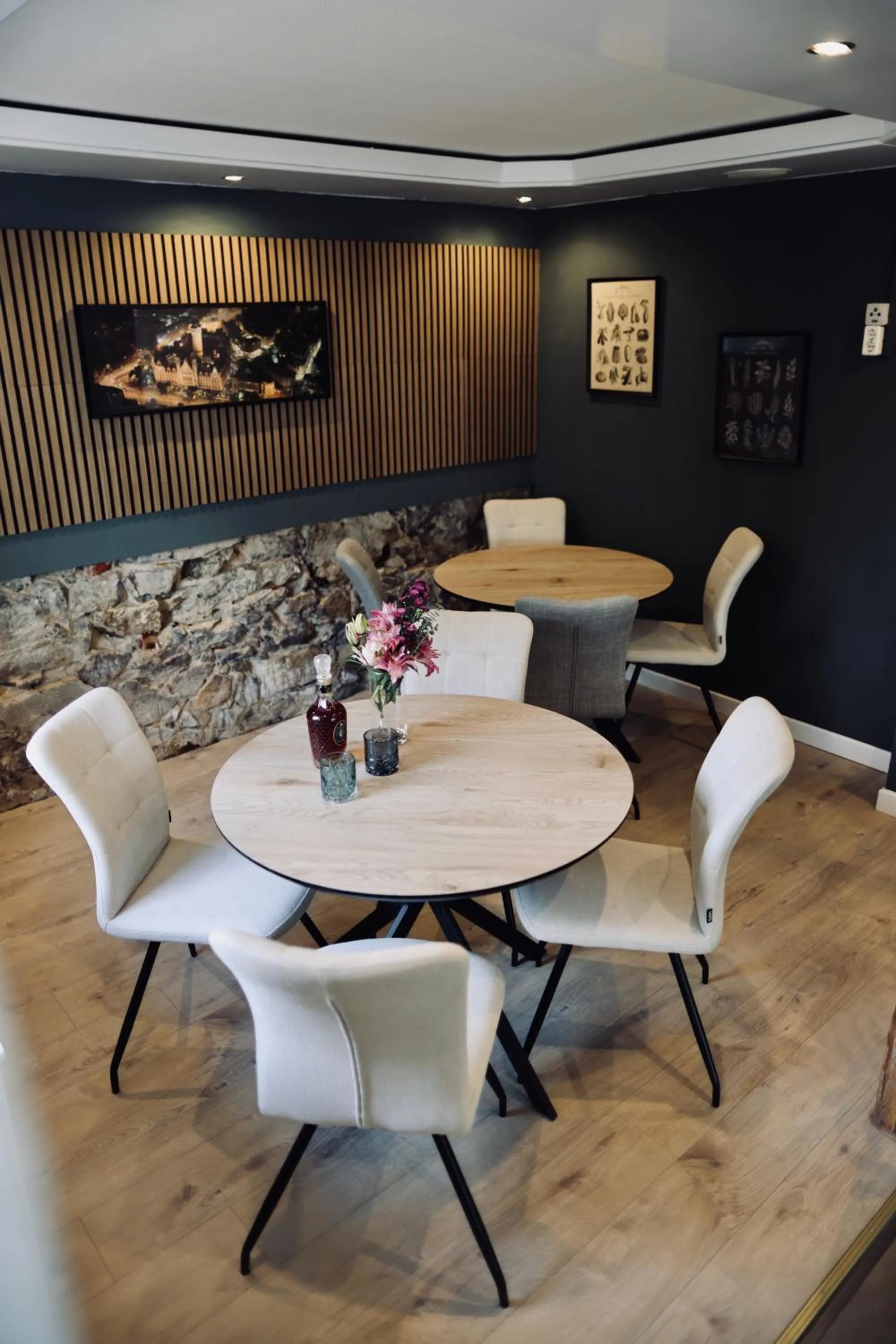 Restaurant/places to eat in Parkhotel am Schloss Machern