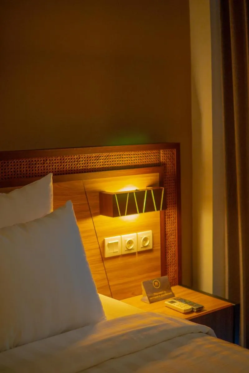 Bed in Royal Regantris Trawangan