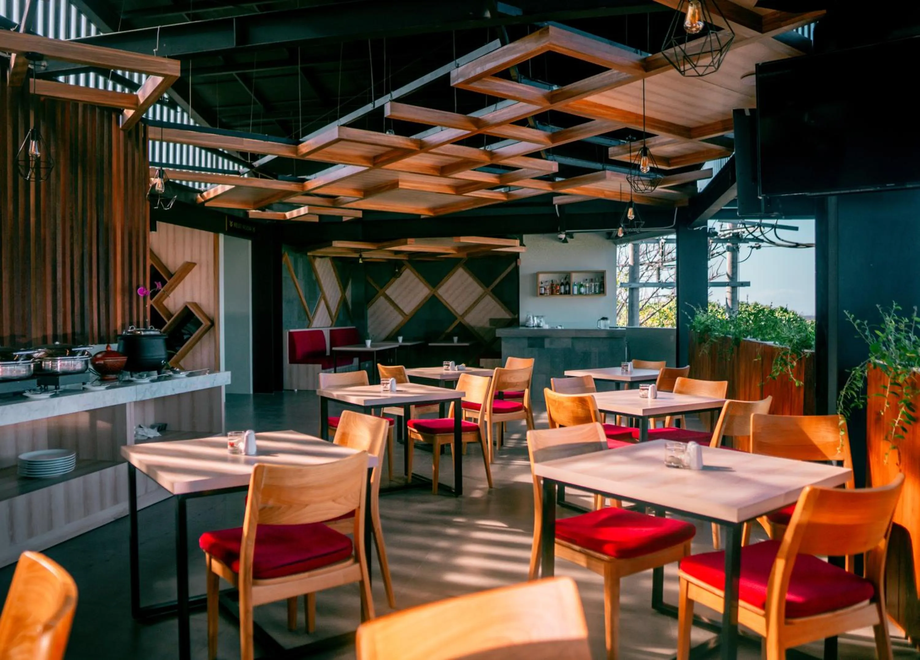 Restaurant/places to eat in Royal Regantris Trawangan