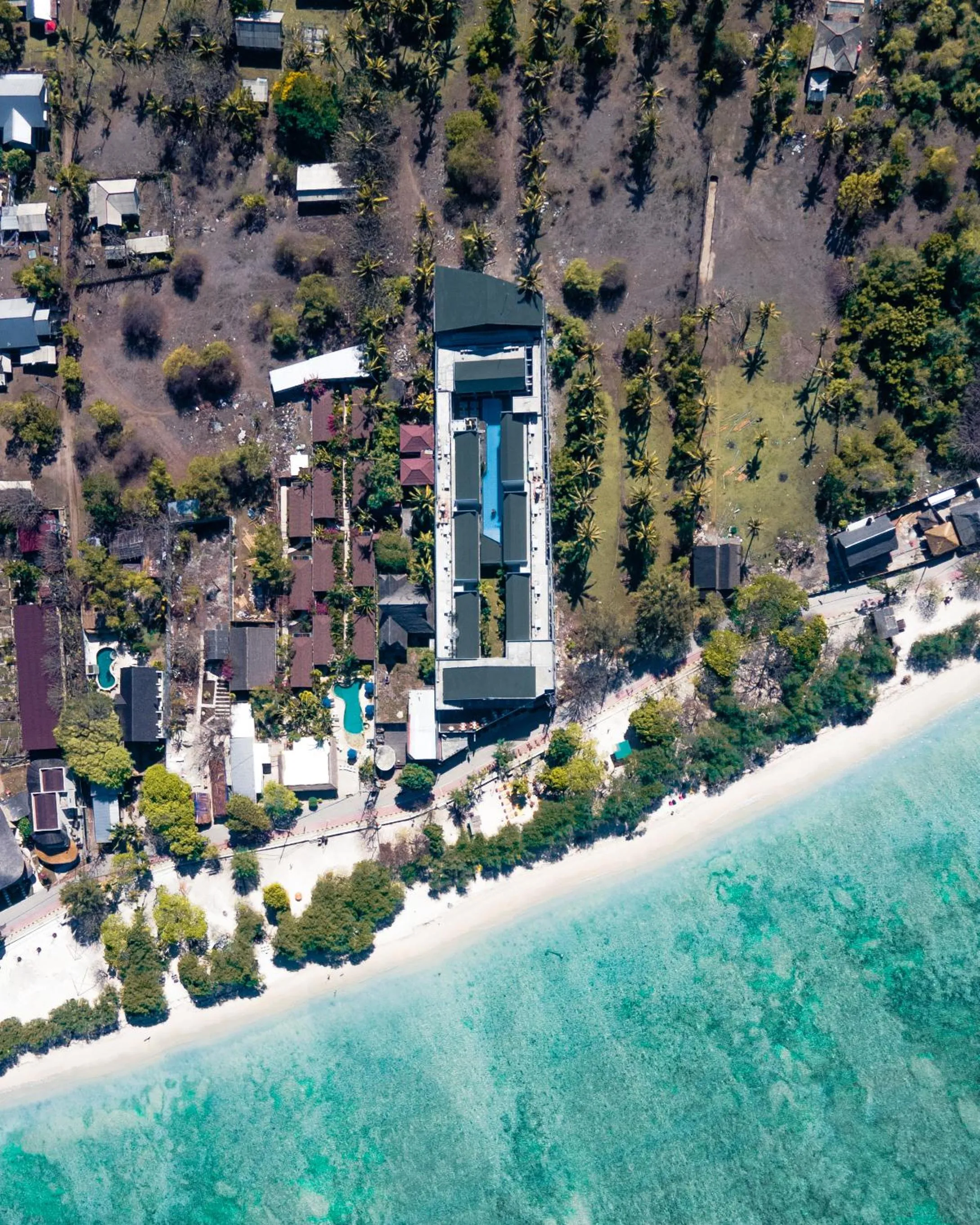 Property building in Royal Regantris Trawangan