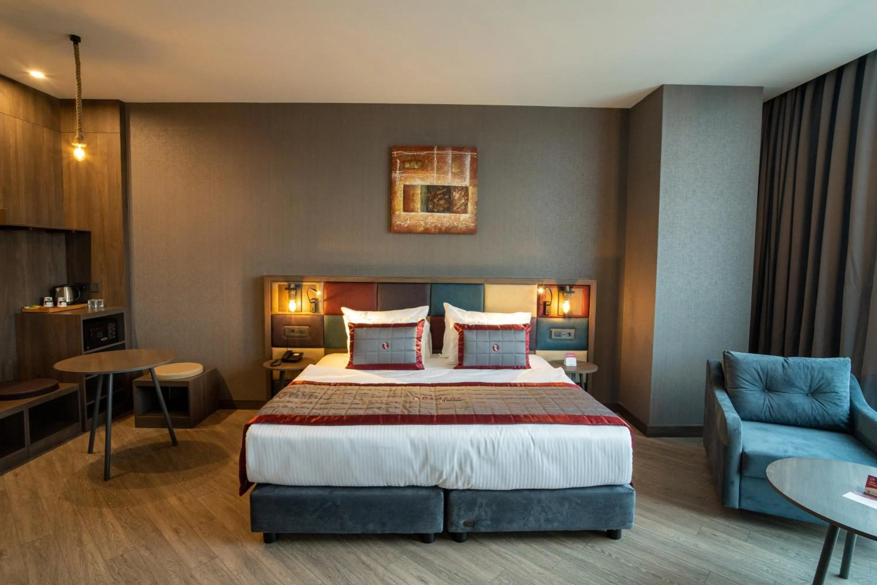 oven, Bed in Ramada Encore by Wyndham Istanbul Avcilar