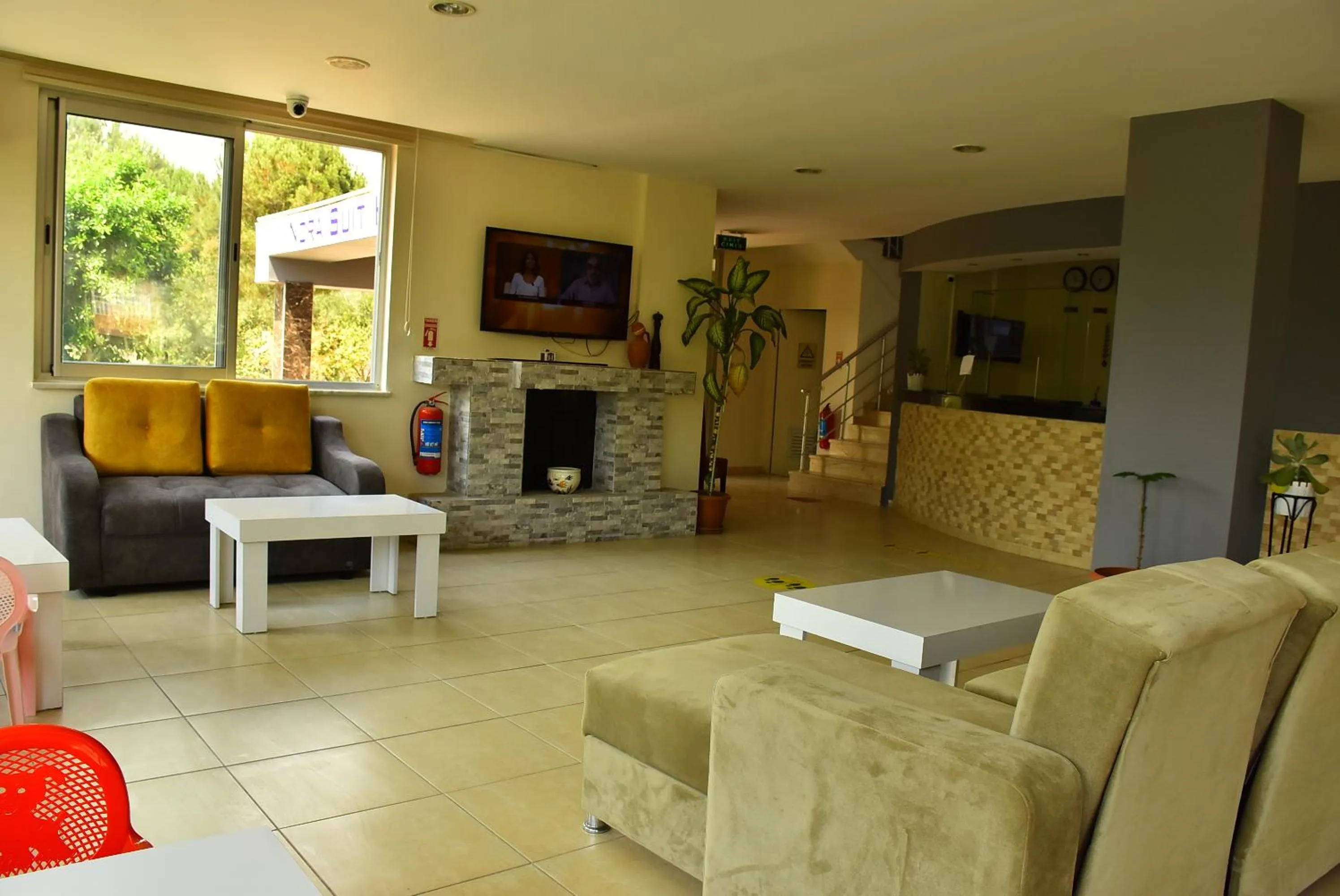 Lobby or reception in Nora Suit Hotel