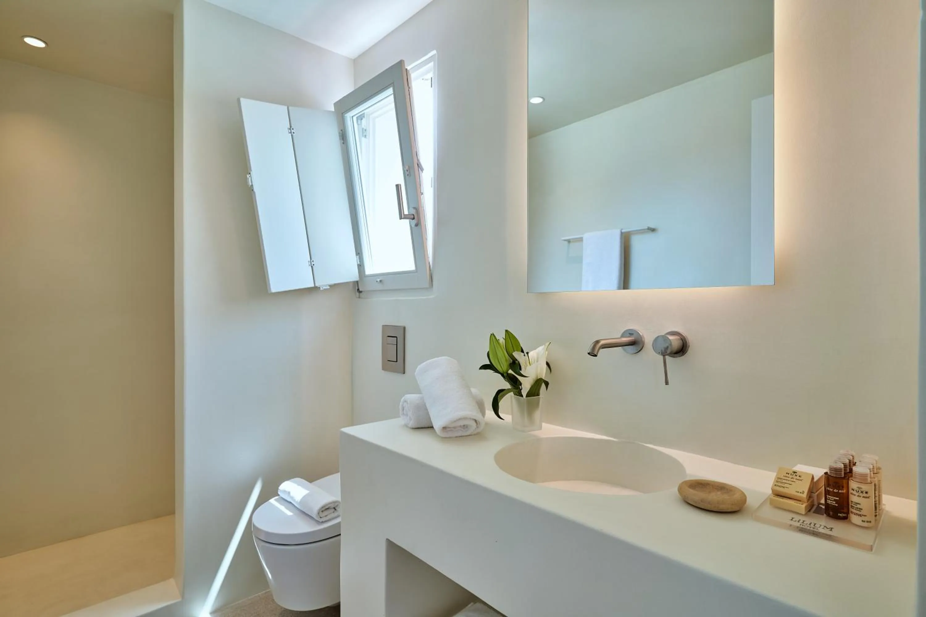 Bathroom in Lilium Homes
