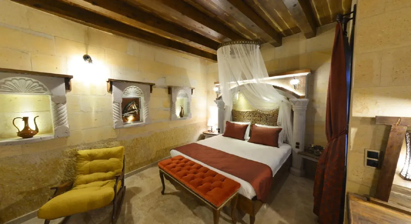 King Room with Spa Bath in Pegas Cave Suites King Room with Spa Bath in Pegas Cave Suites