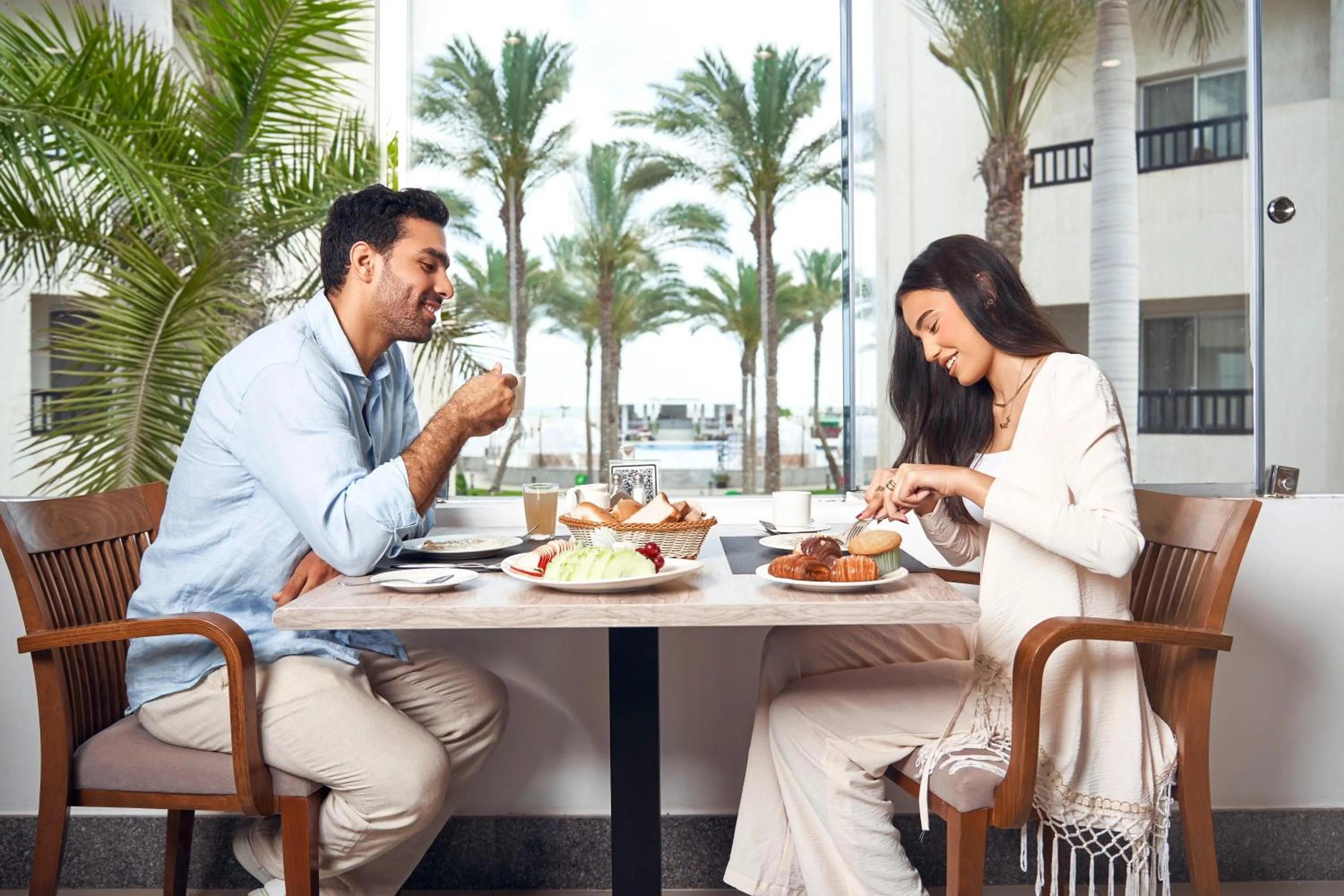 Restaurant/places to eat in Palma Hotel