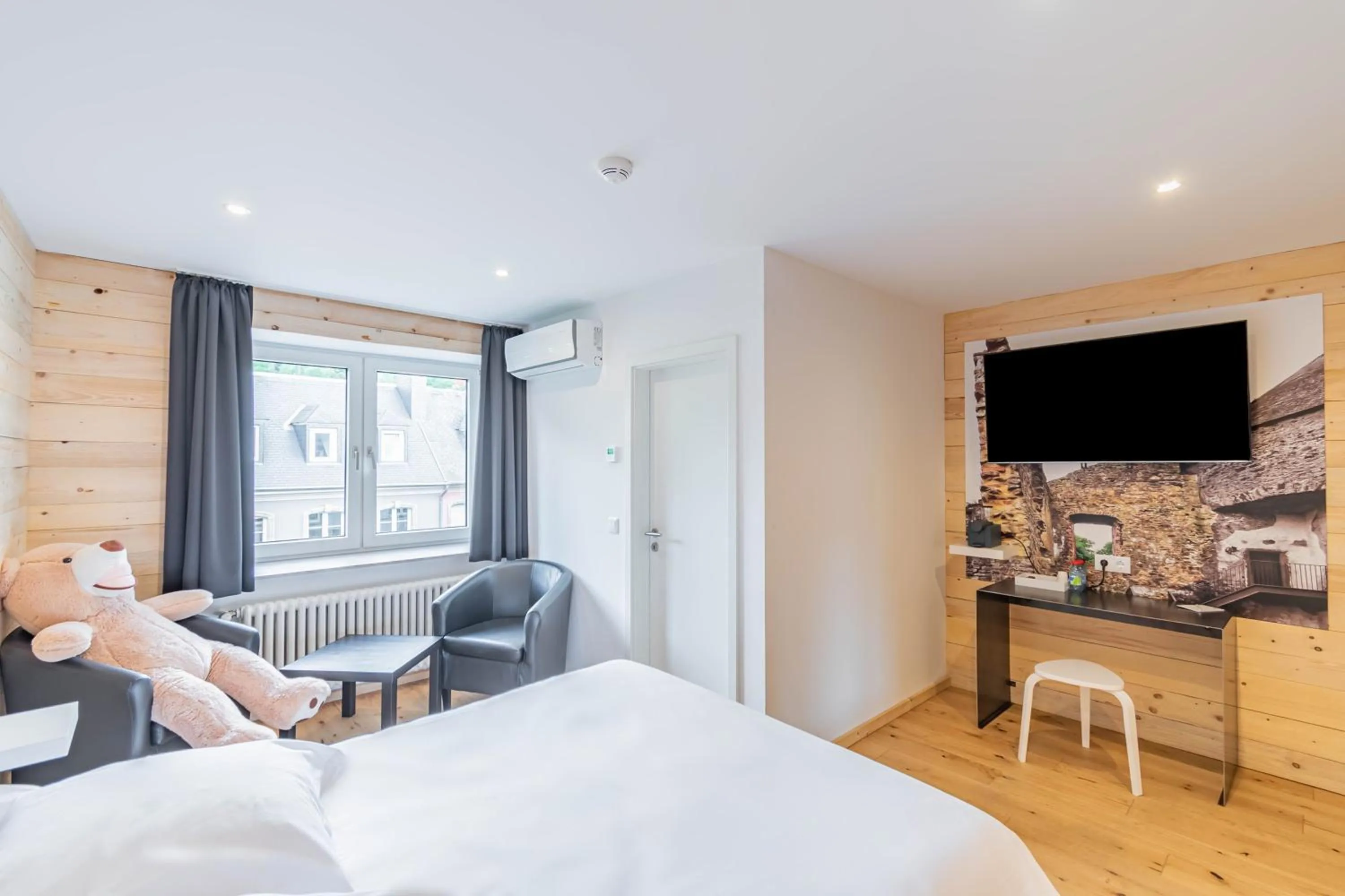 Photo of the whole room, Bed in Esplanade Hotel