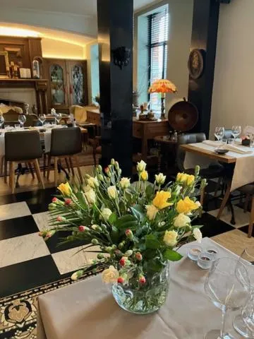 Restaurant/places to eat in La Posterie