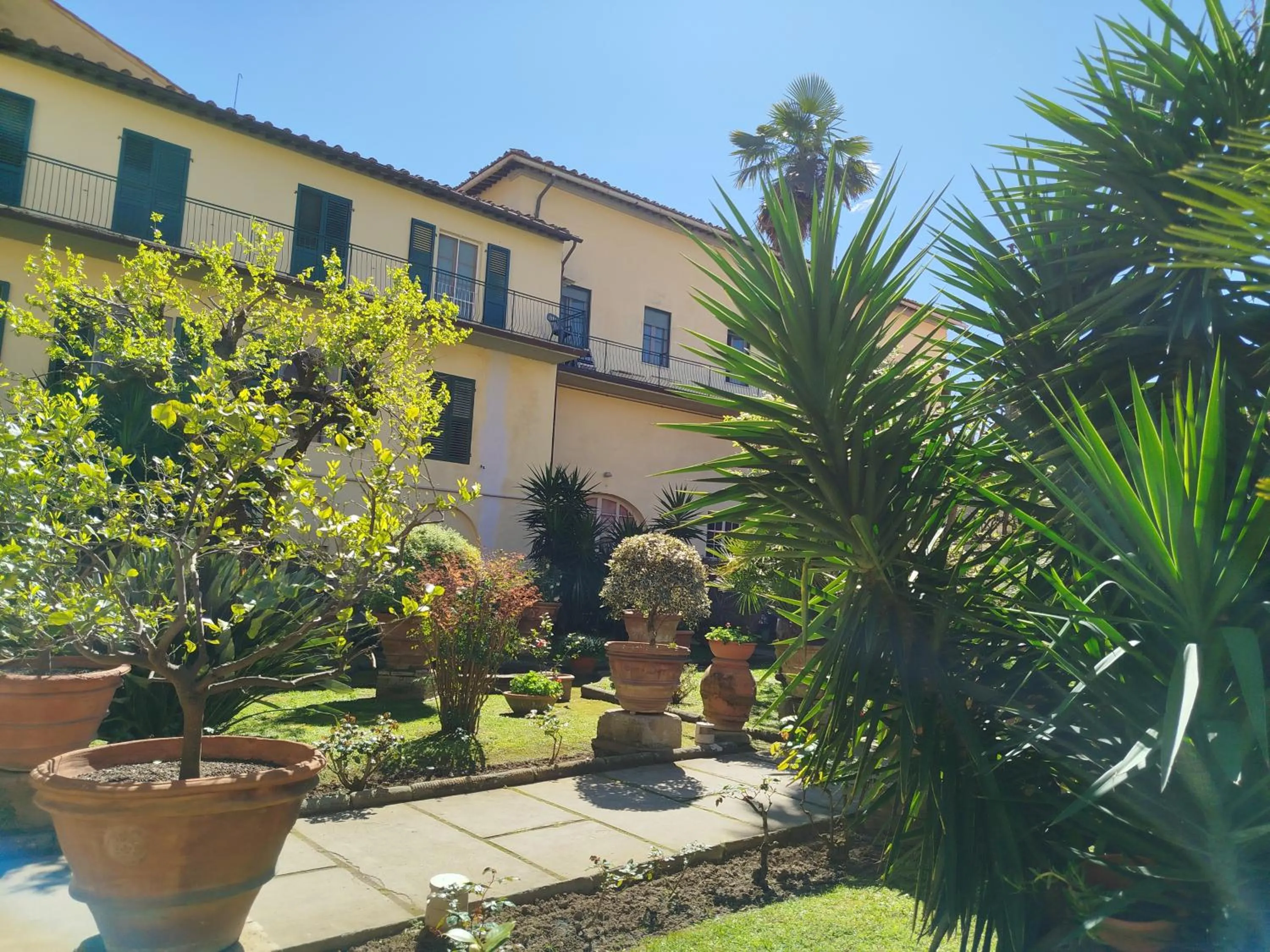 Property building in Casa per ferie religiosa Figlie di Nazareth