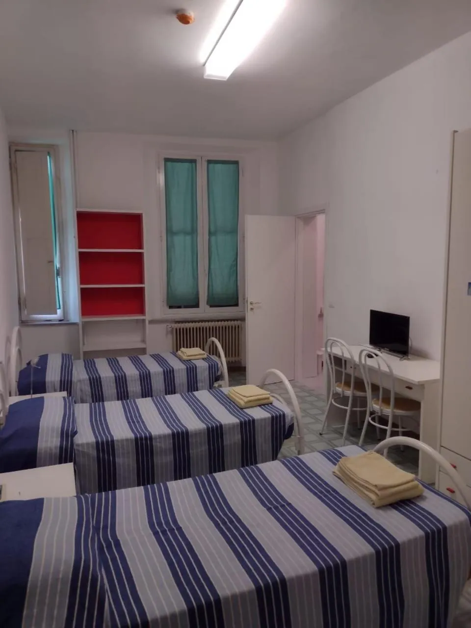 TV and multimedia, Bed in Casa per ferie religiosa Figlie di Nazareth