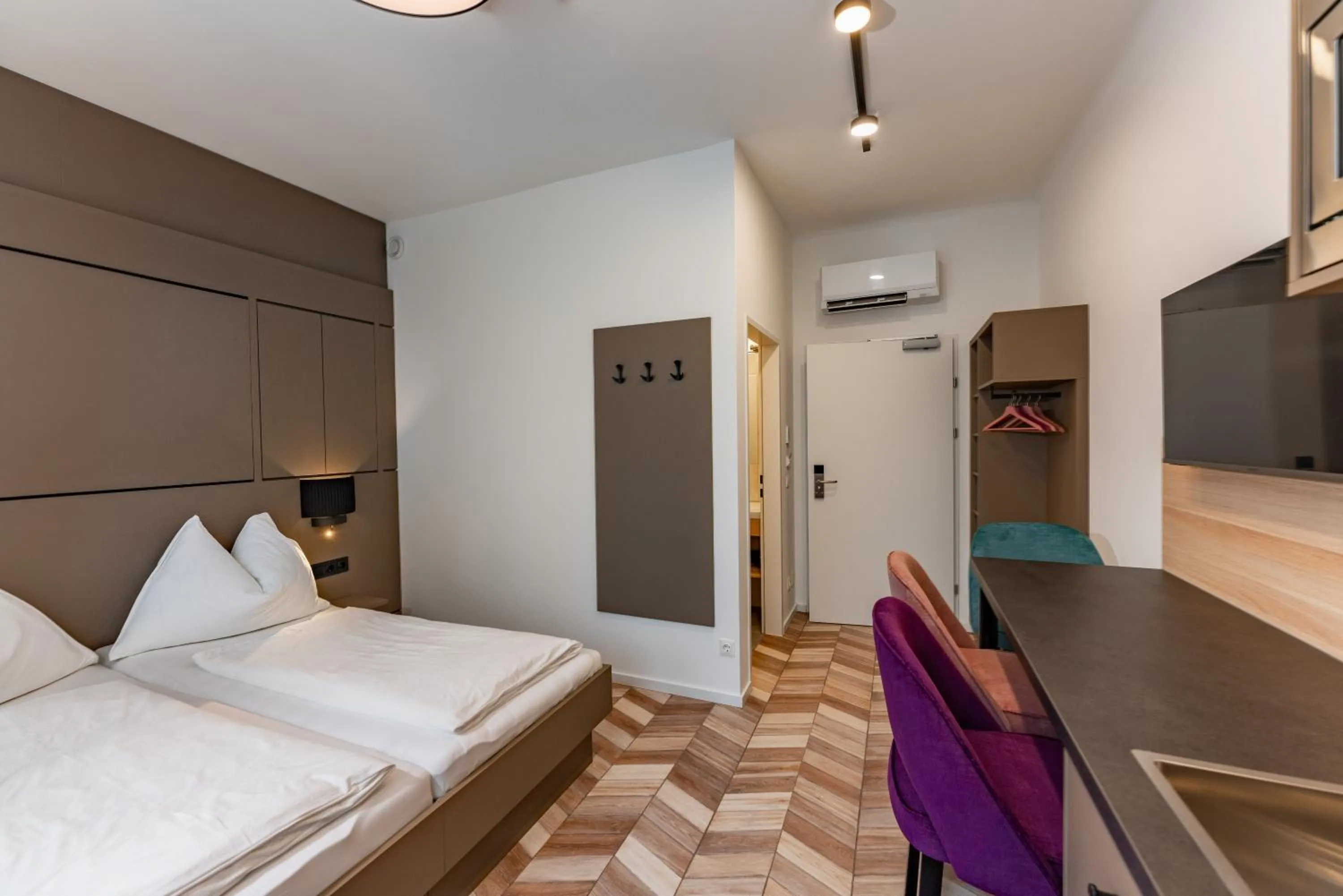 Photo of the whole room, Bed in Villa Elisa